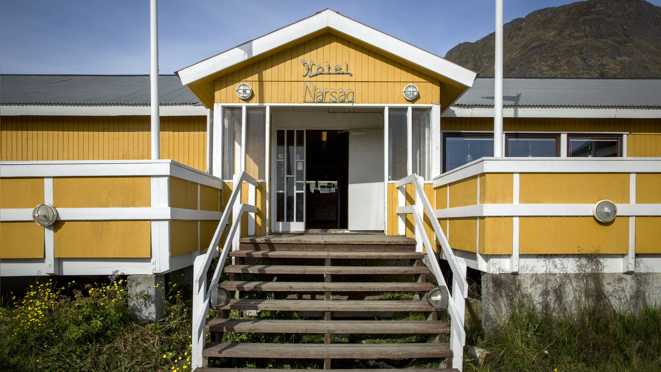 Gr&oslash;nland Narsaq Hotel Narsaq Indgang
