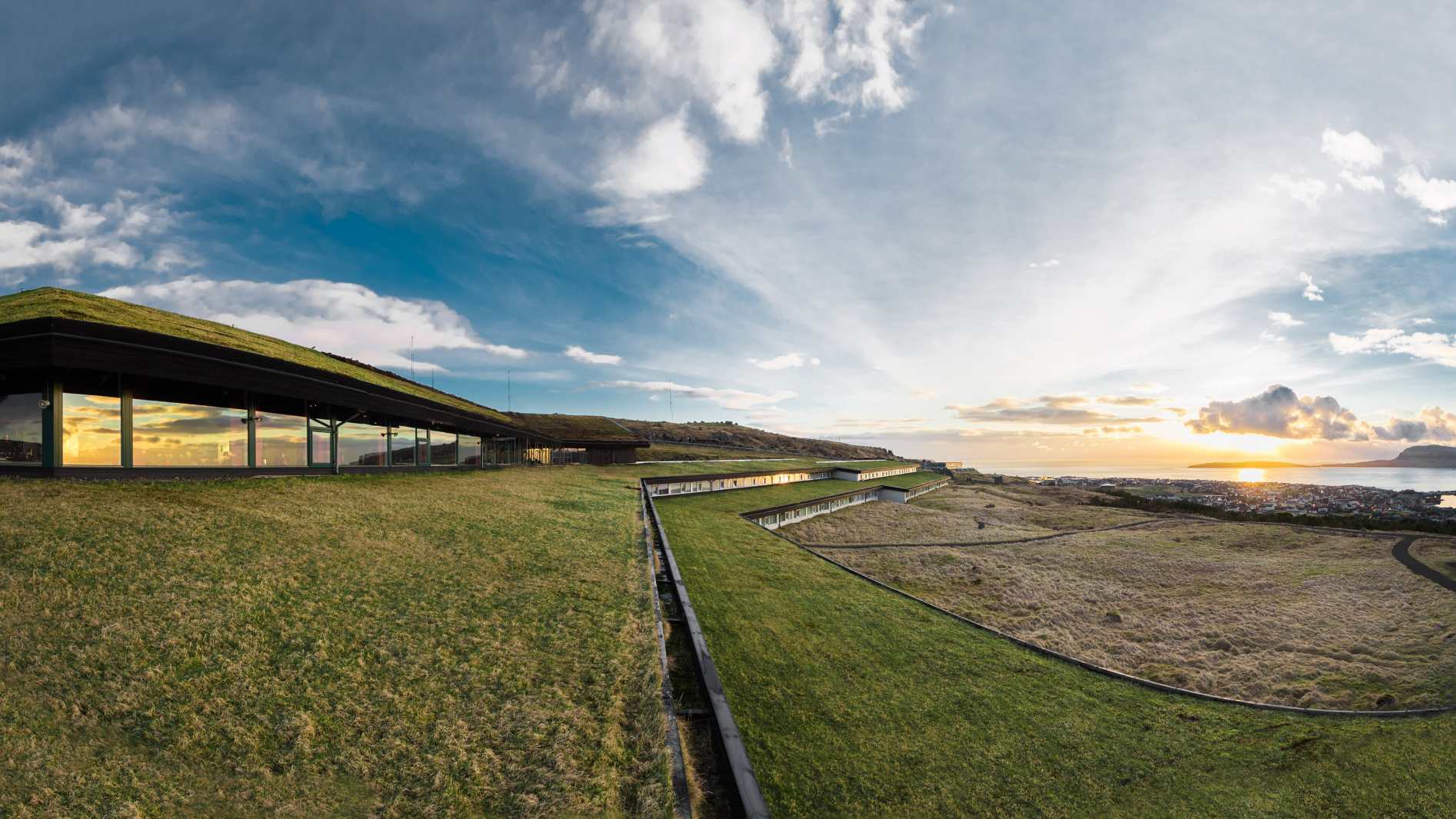 F&aelig;r&oslash;erne Torshavn, Hotel F&oslash;royar, Udefra, Natur 