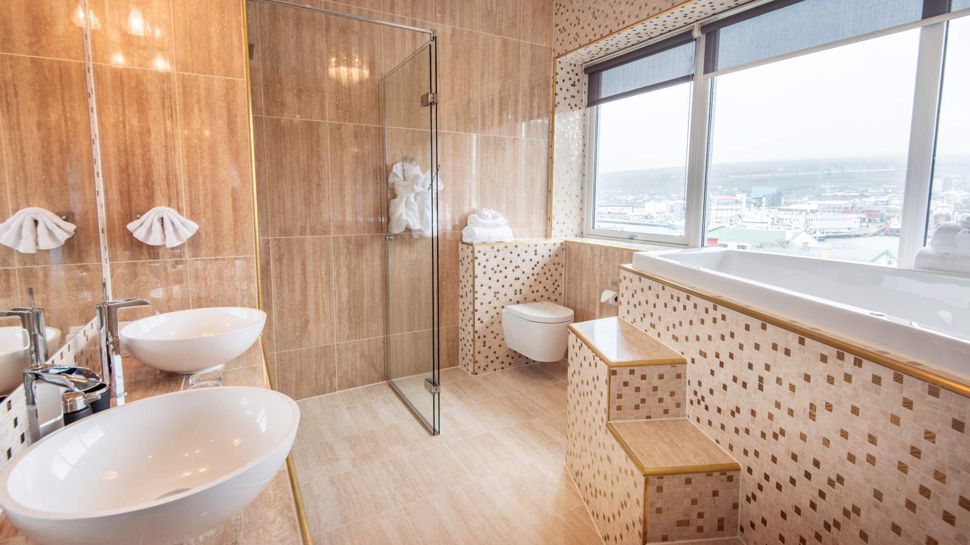 Færøerne Torshavn Hotel Hafnia, Suite, Badeværelse, Centrum