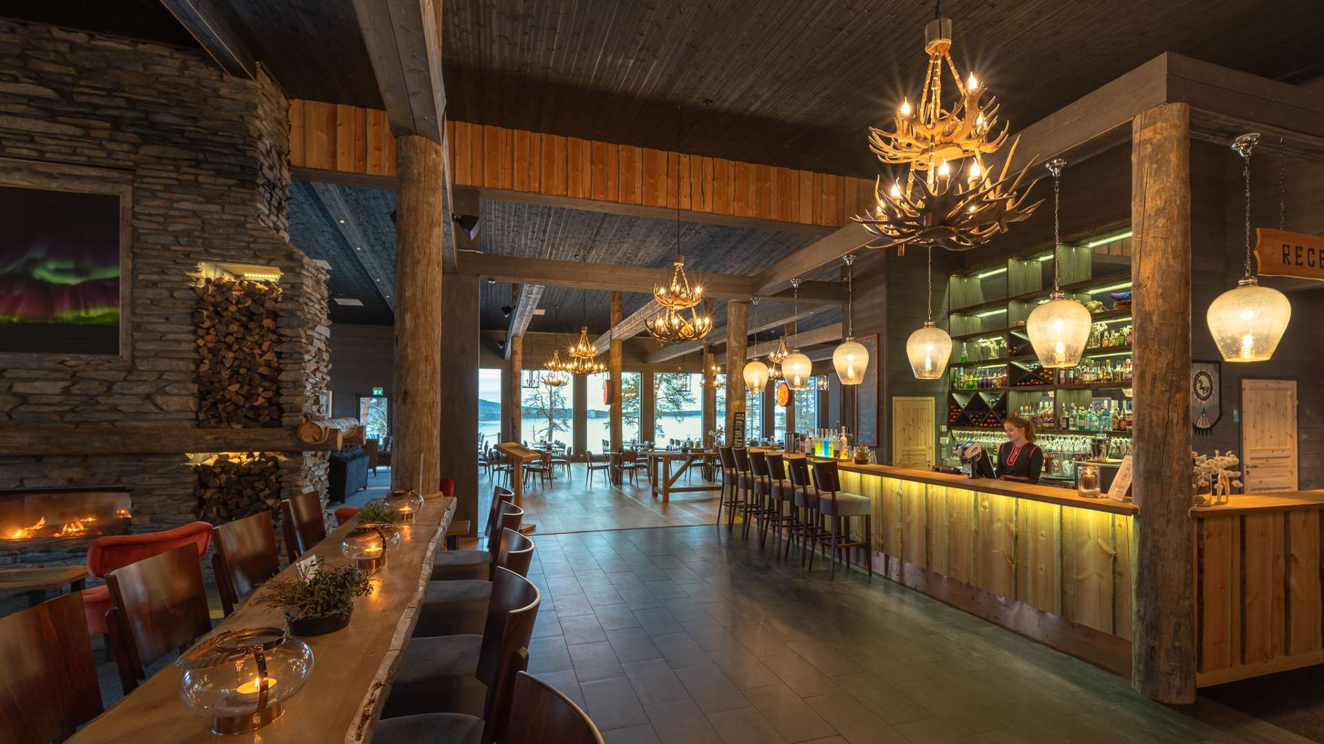 Finland, Finske Lapland, Inari, Wilderness Hotel, Lobbybar