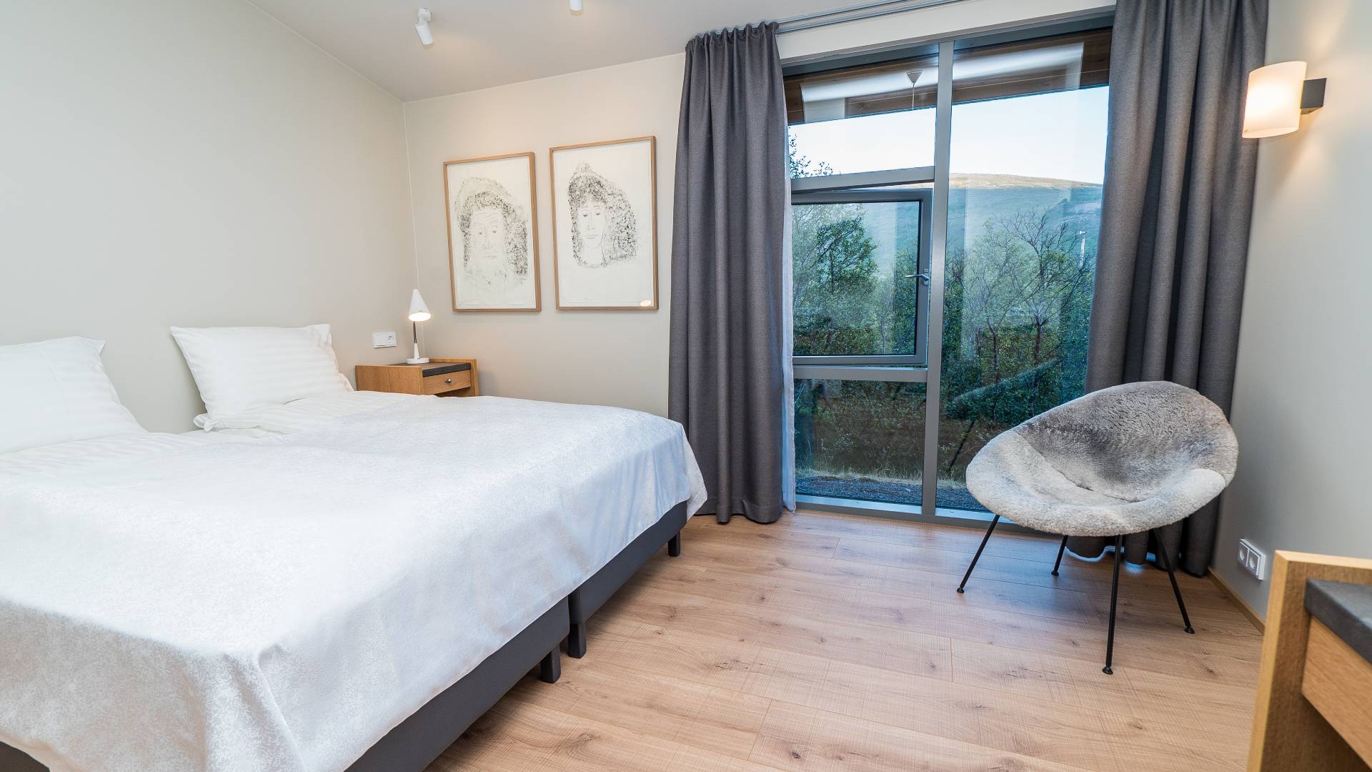 Rejser til Island, Vestislad, Hotel Husafell, standard v&aelig;relse