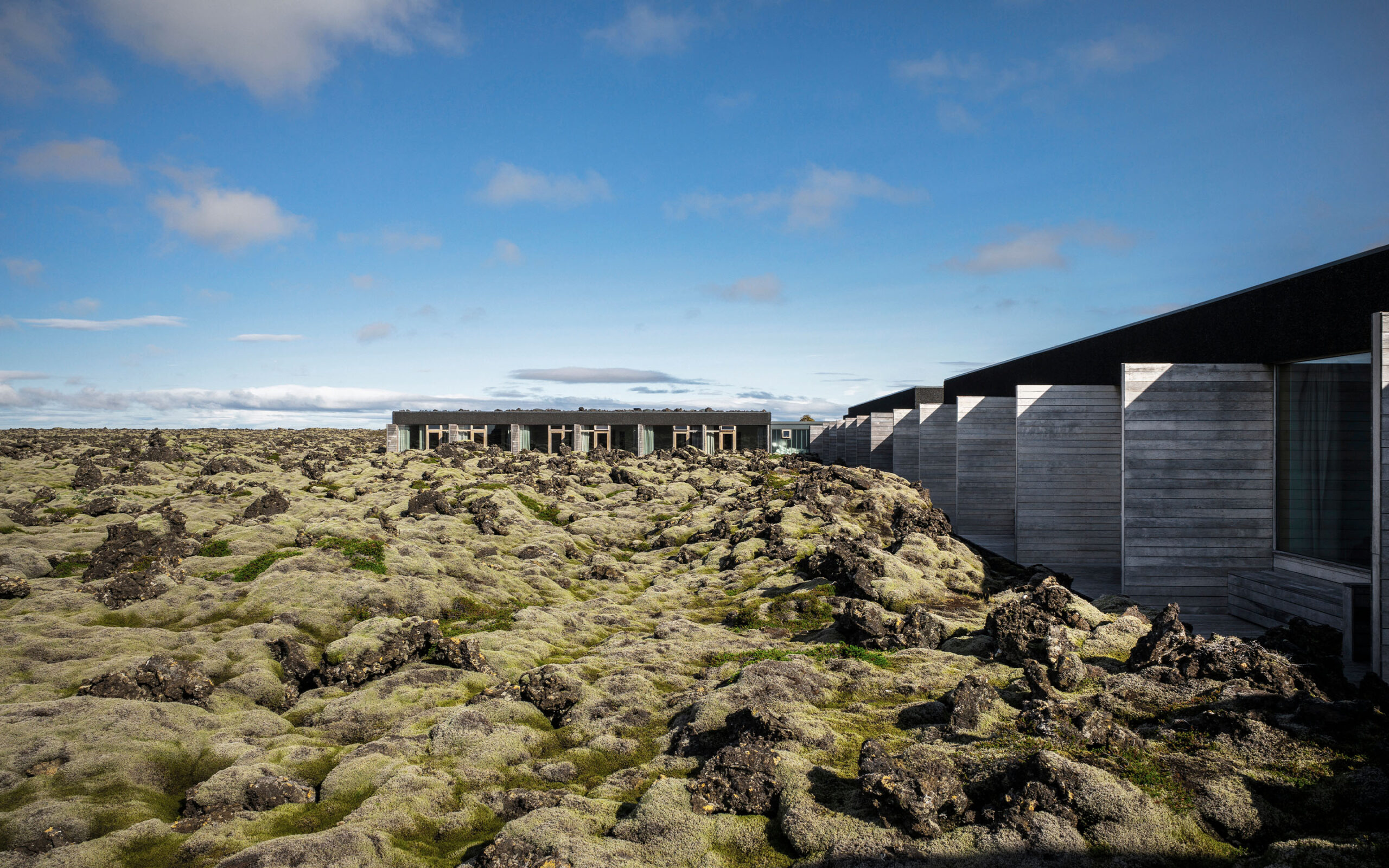 Island Silica Hotel Exterior