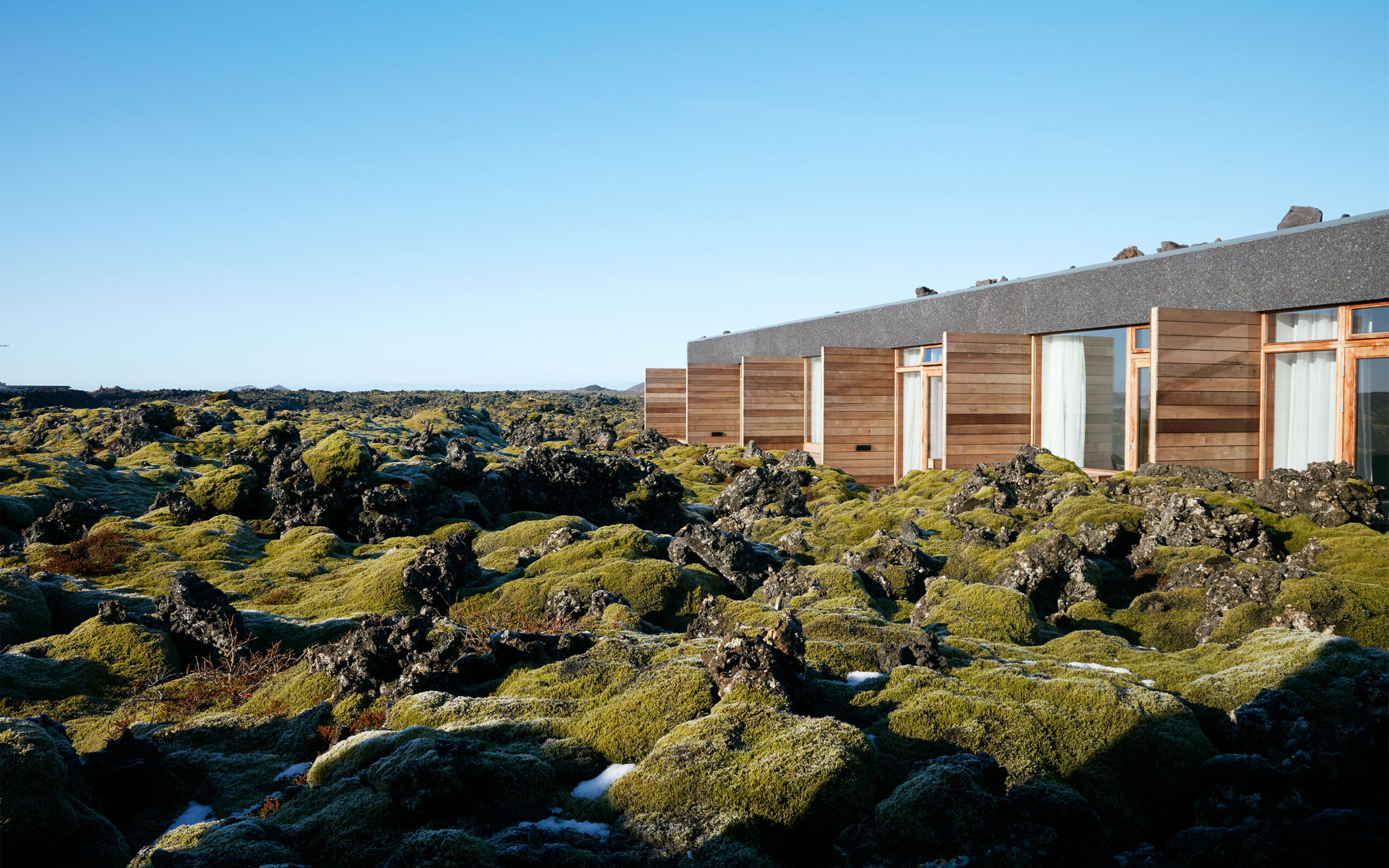Island Silica Hotel Exterior