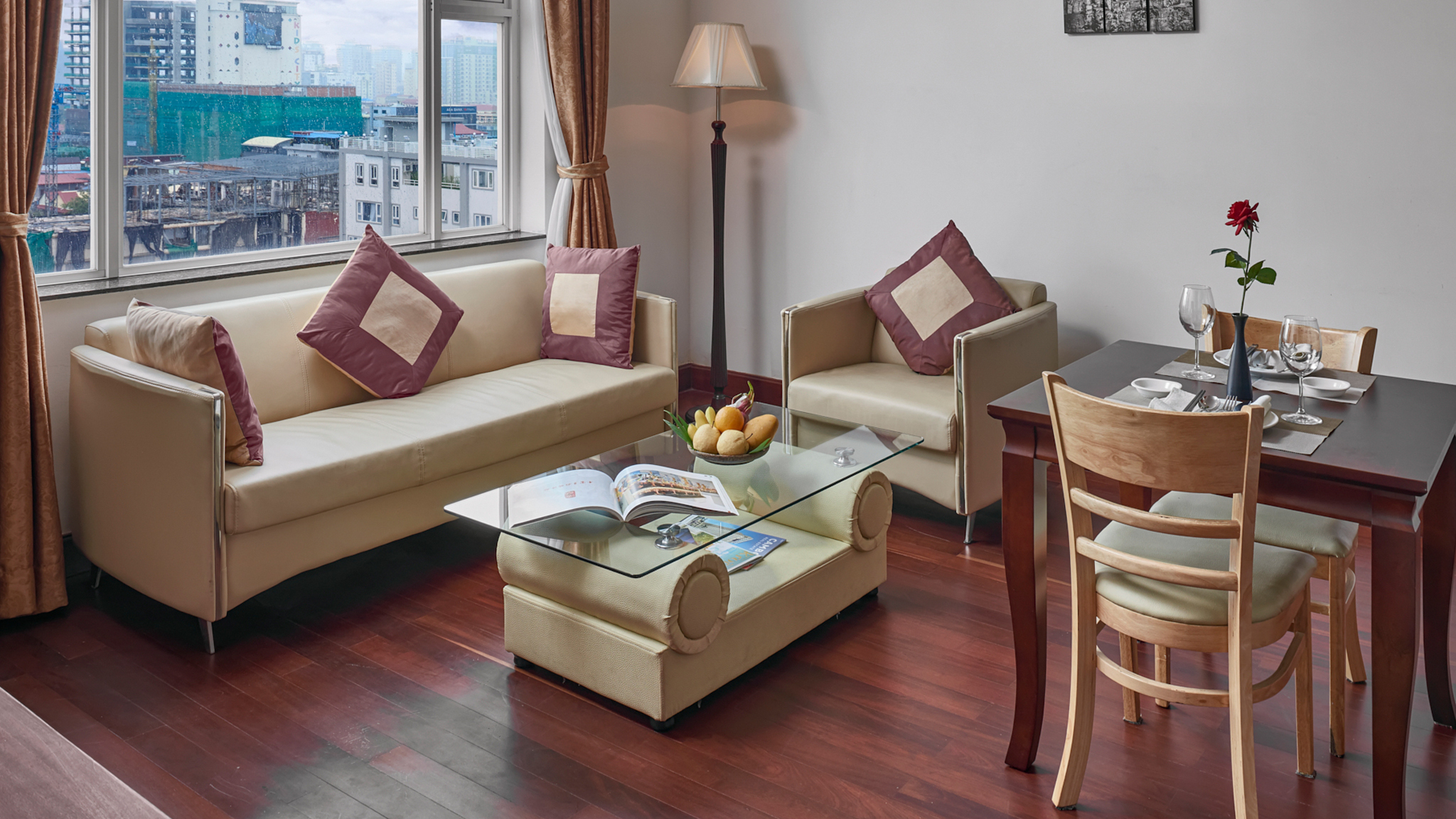 katari suite sitting area