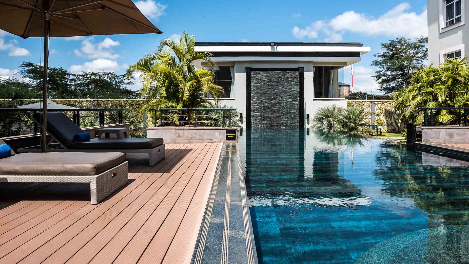 Kenya nairobi eka pool hotel