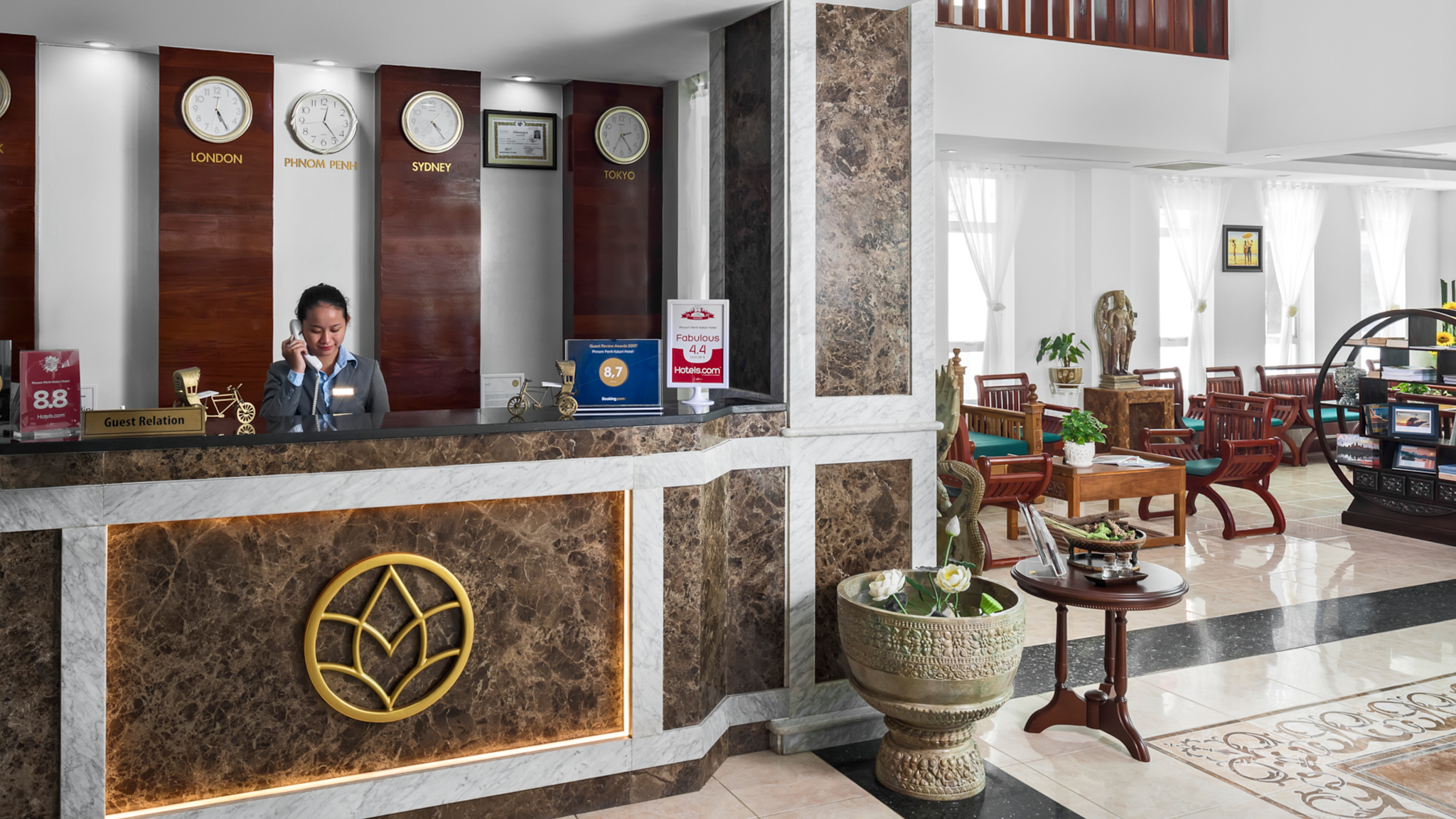 lobbyen for Phnom Penh Katari Hotel