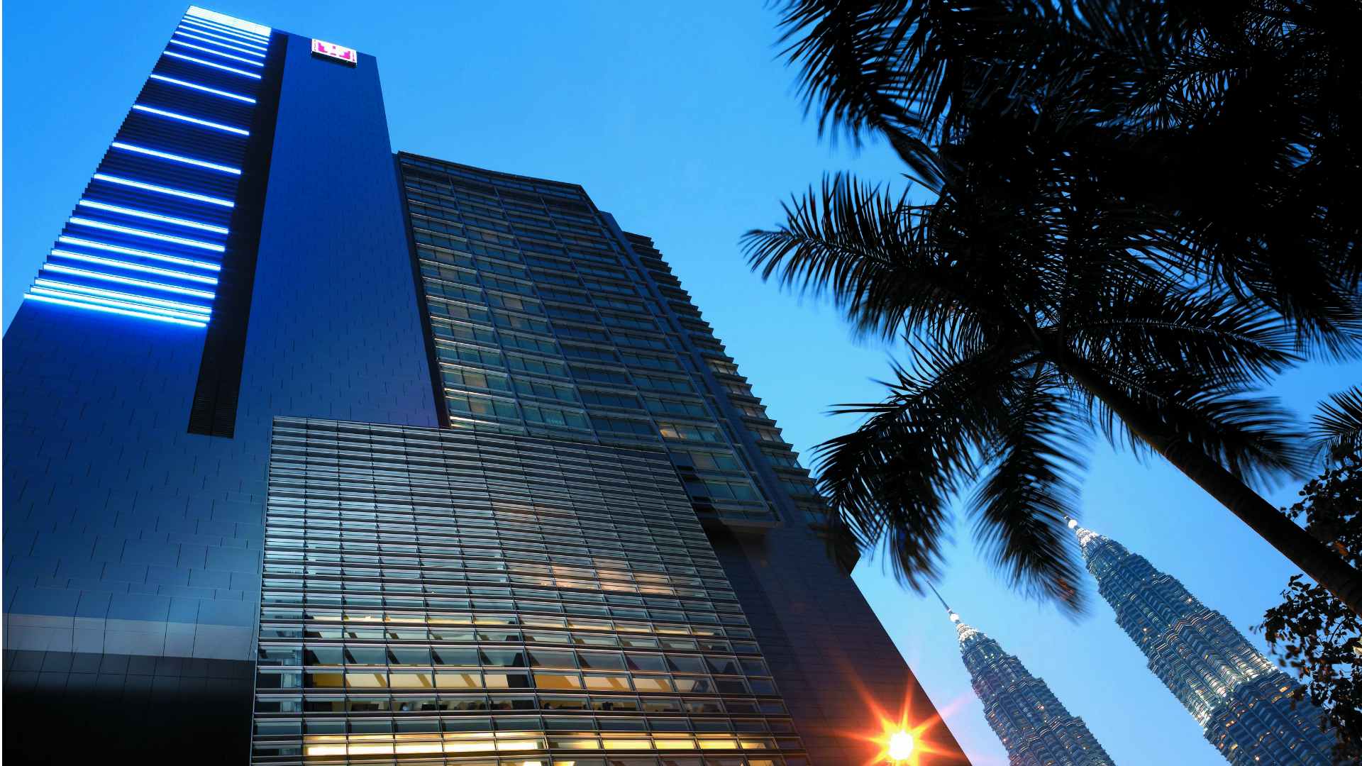 Malaysia Kuala Lumpur Lumpur traders front