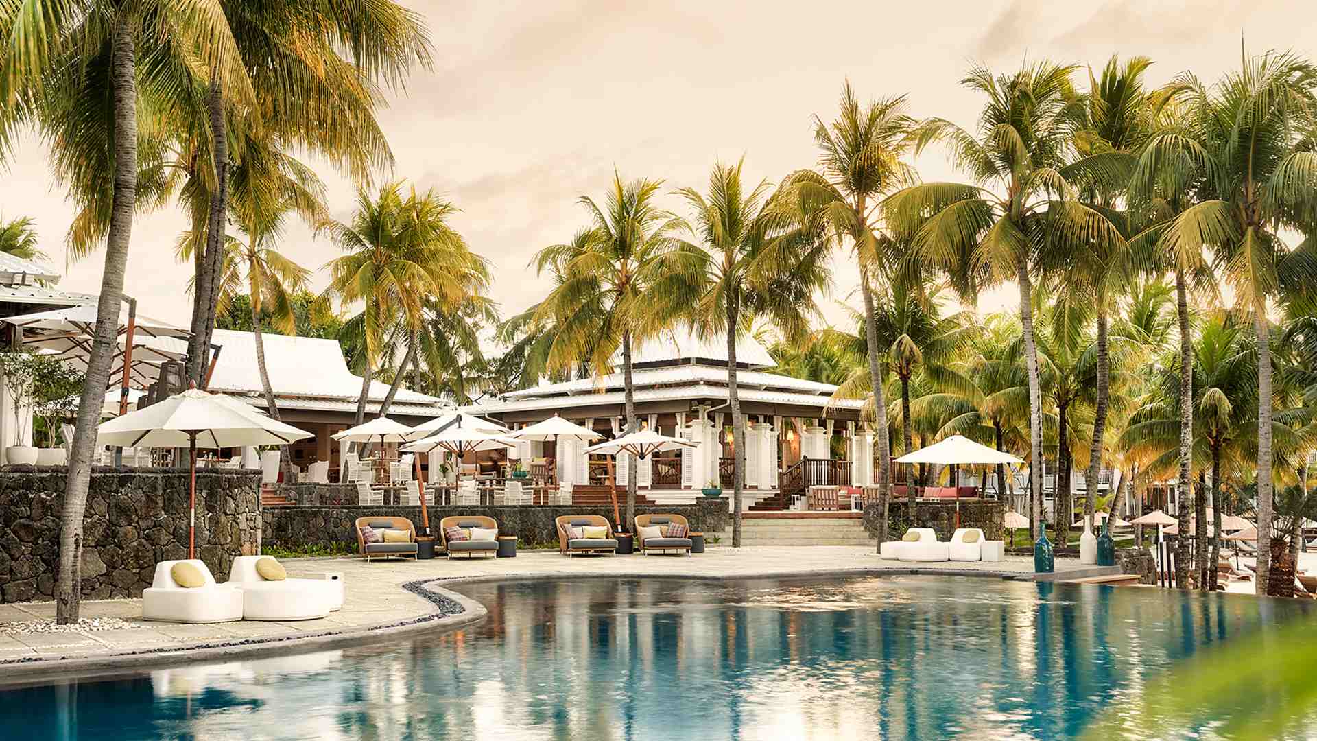 Rejser til Mauritius, Paradise Cove Boutique Hotel, Swimmingpoolen i haven