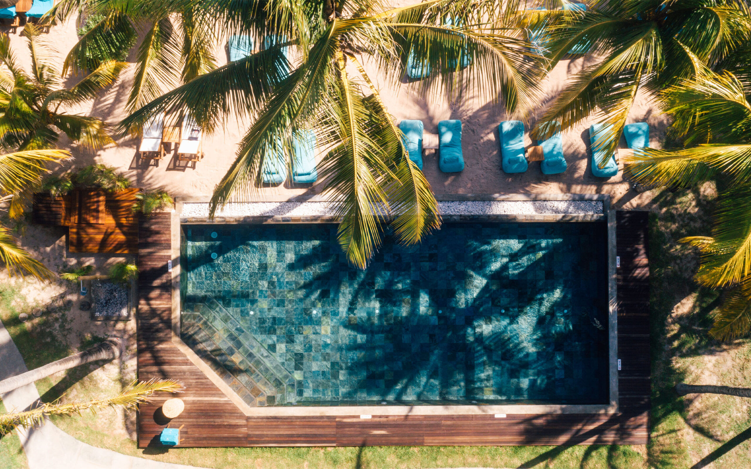 Mauritius Seasense Boutique Pool Drone