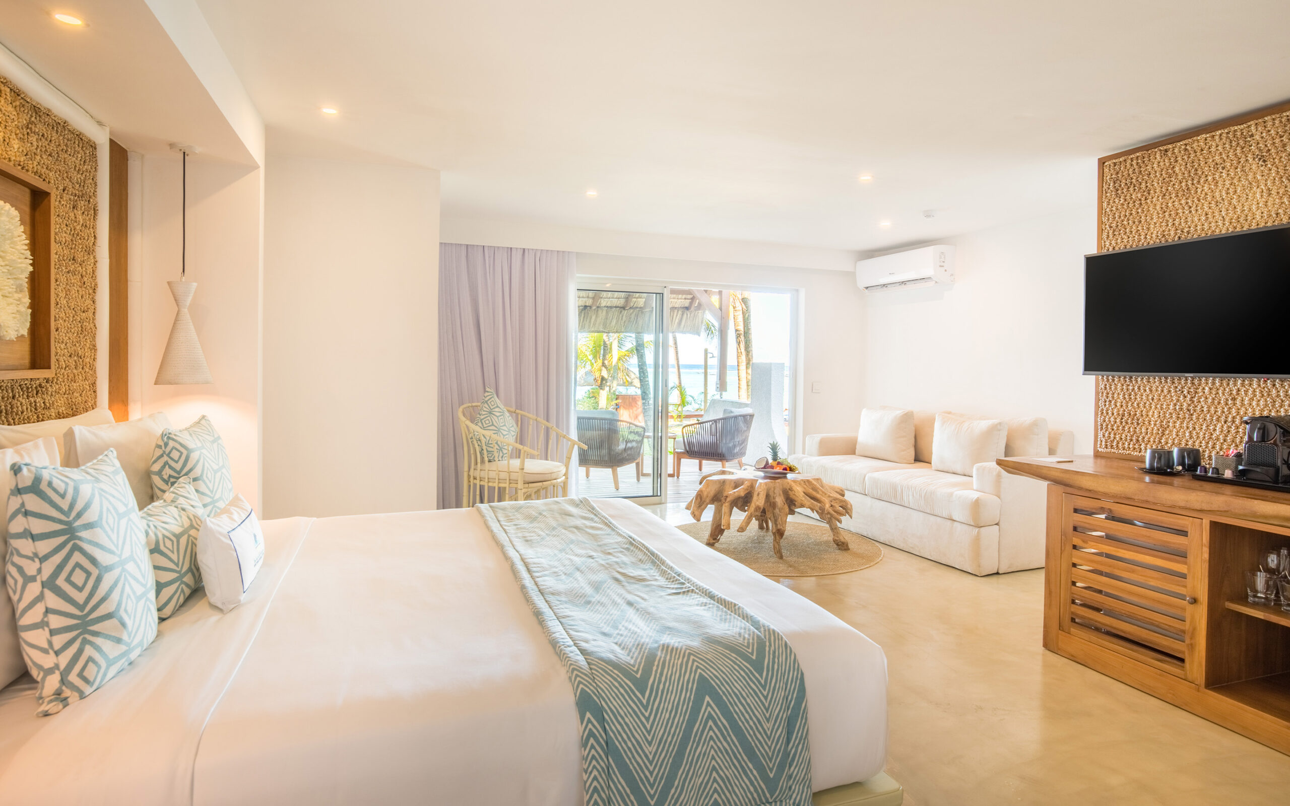 mauritius seasense boutique suite scaled