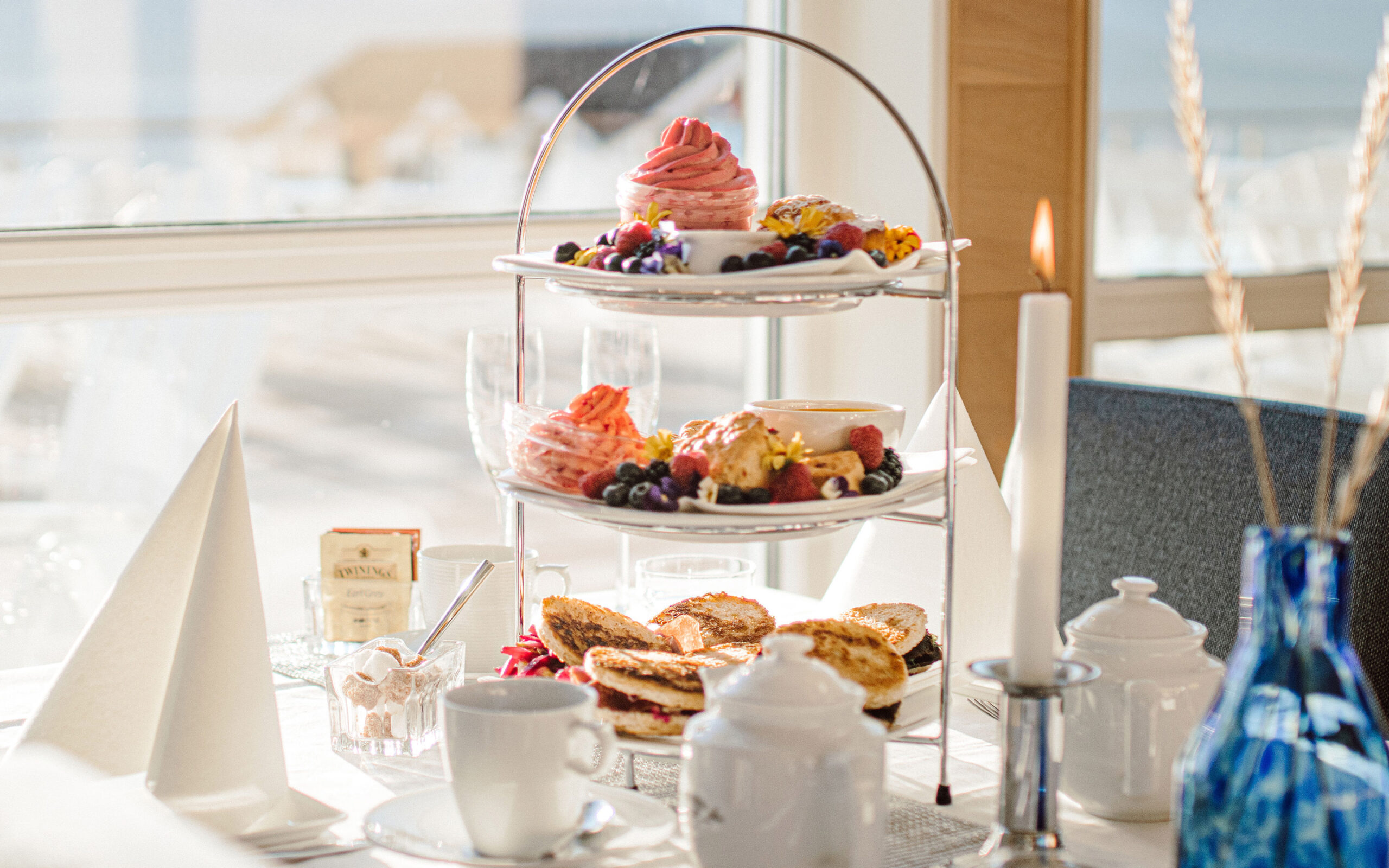 Norge Malangen Resort Restaurant Afternoon Tea