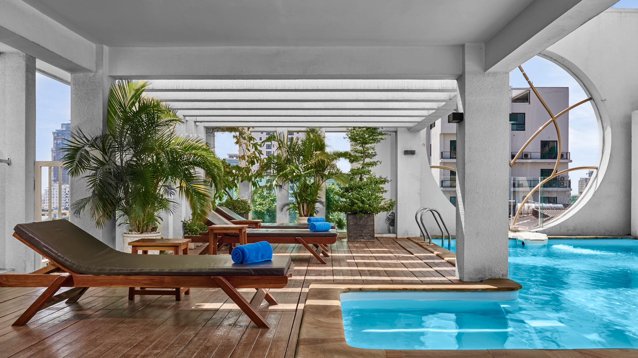 Cambodia, Phnom Penh Katari Hotel, Swimming Pool
