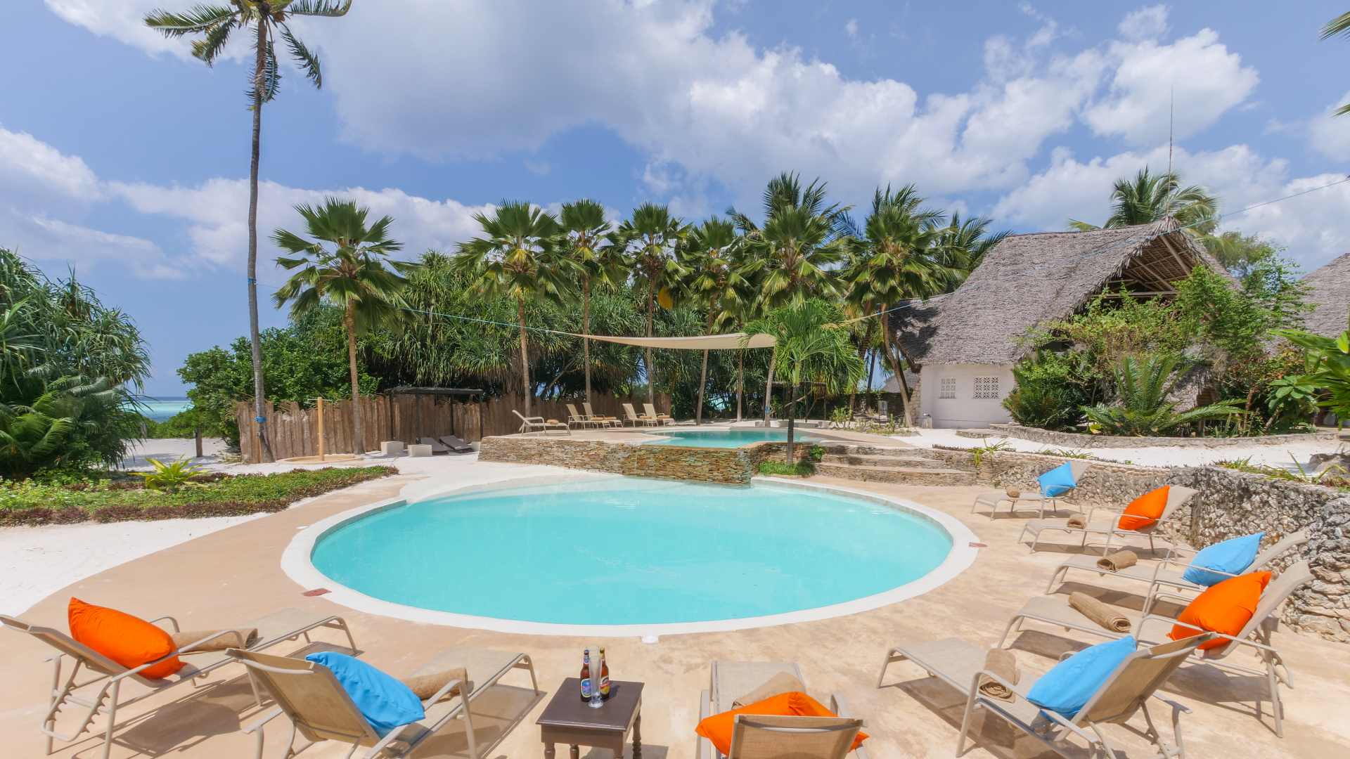 Poolområdet på Zanzibar Pearl