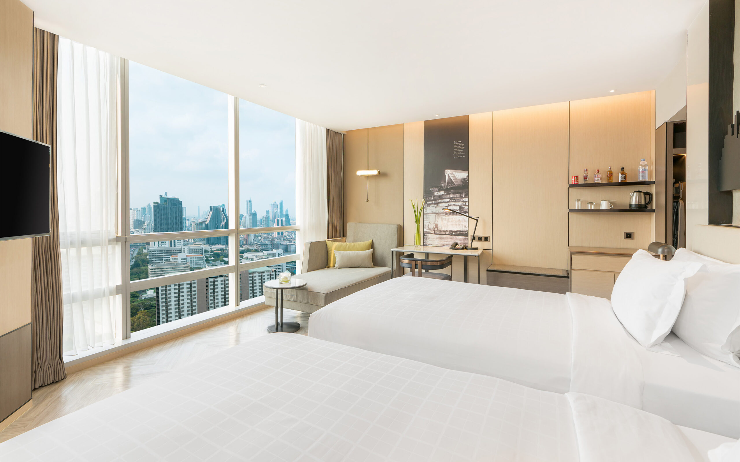 Thailand Bangkok pathumwan princess grand deluxe corner scaled