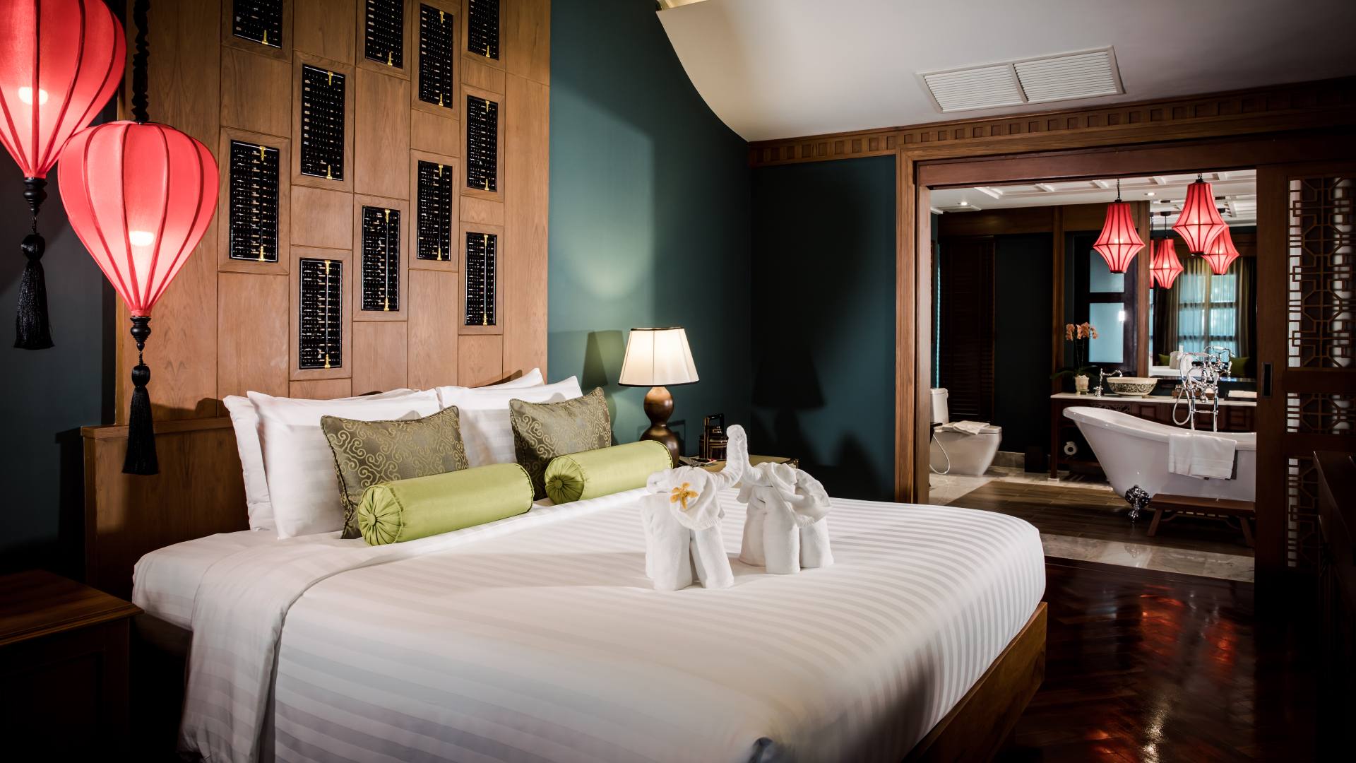 Thailand, Chiang Mai, Na Nirand Romantic Boutique Resort, Room Interior