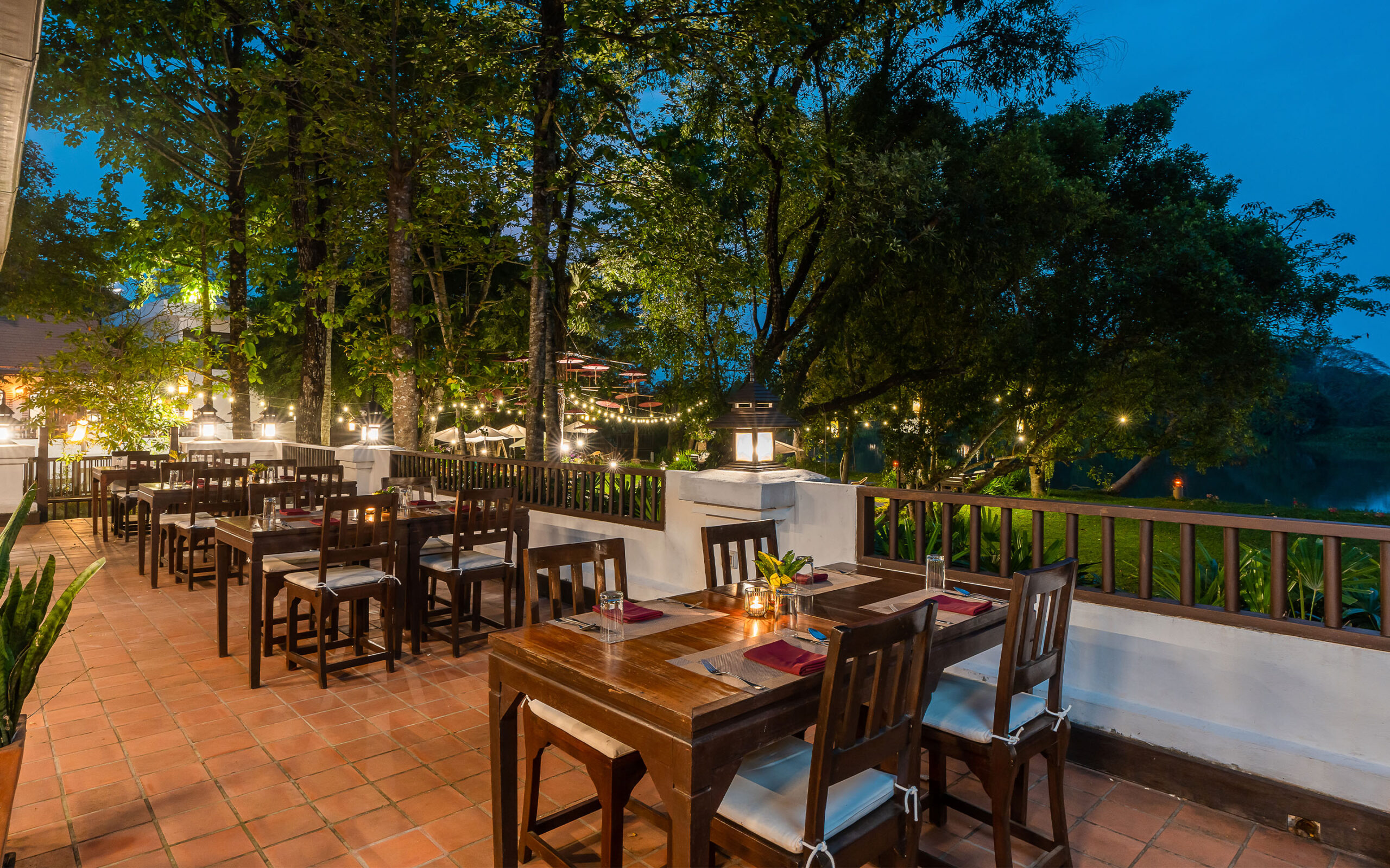 Thailand Chiang Rai The Legend Sala Rim Nam Restaurant Dinner