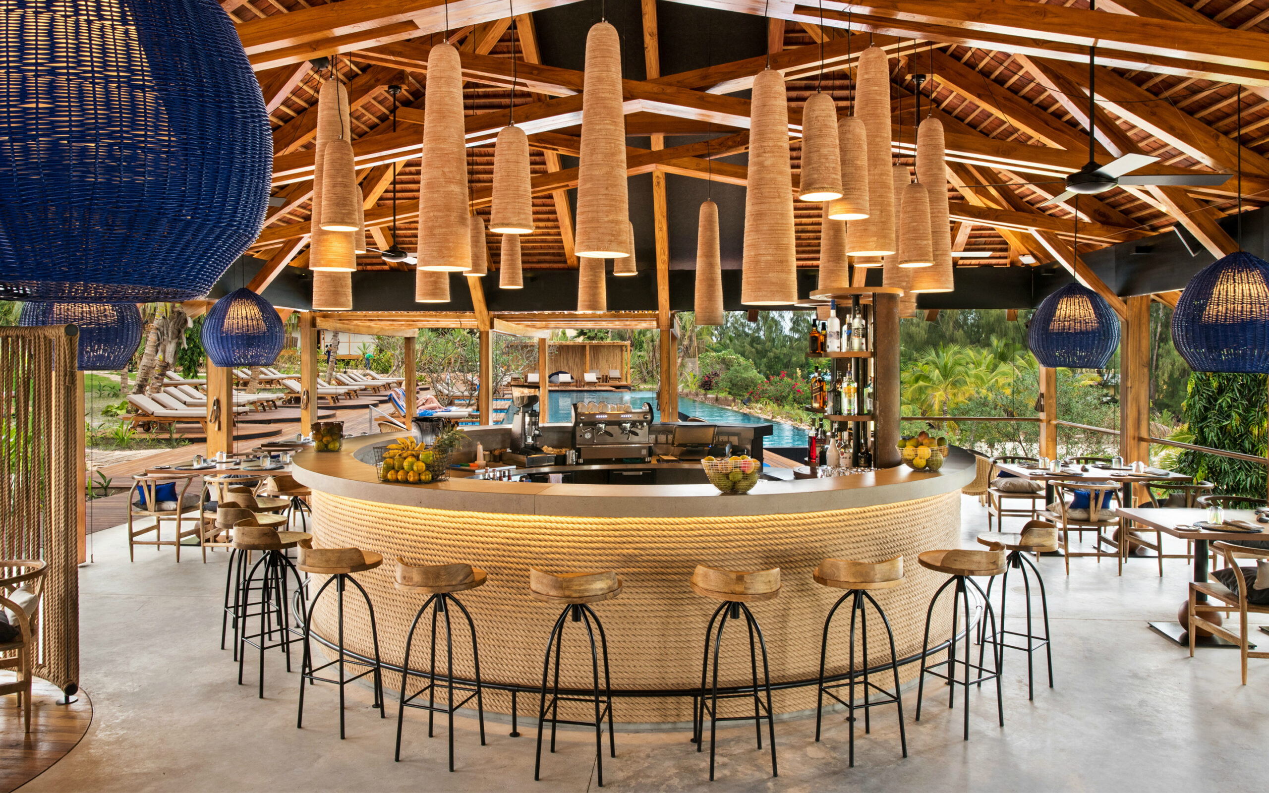 Maisha Bar