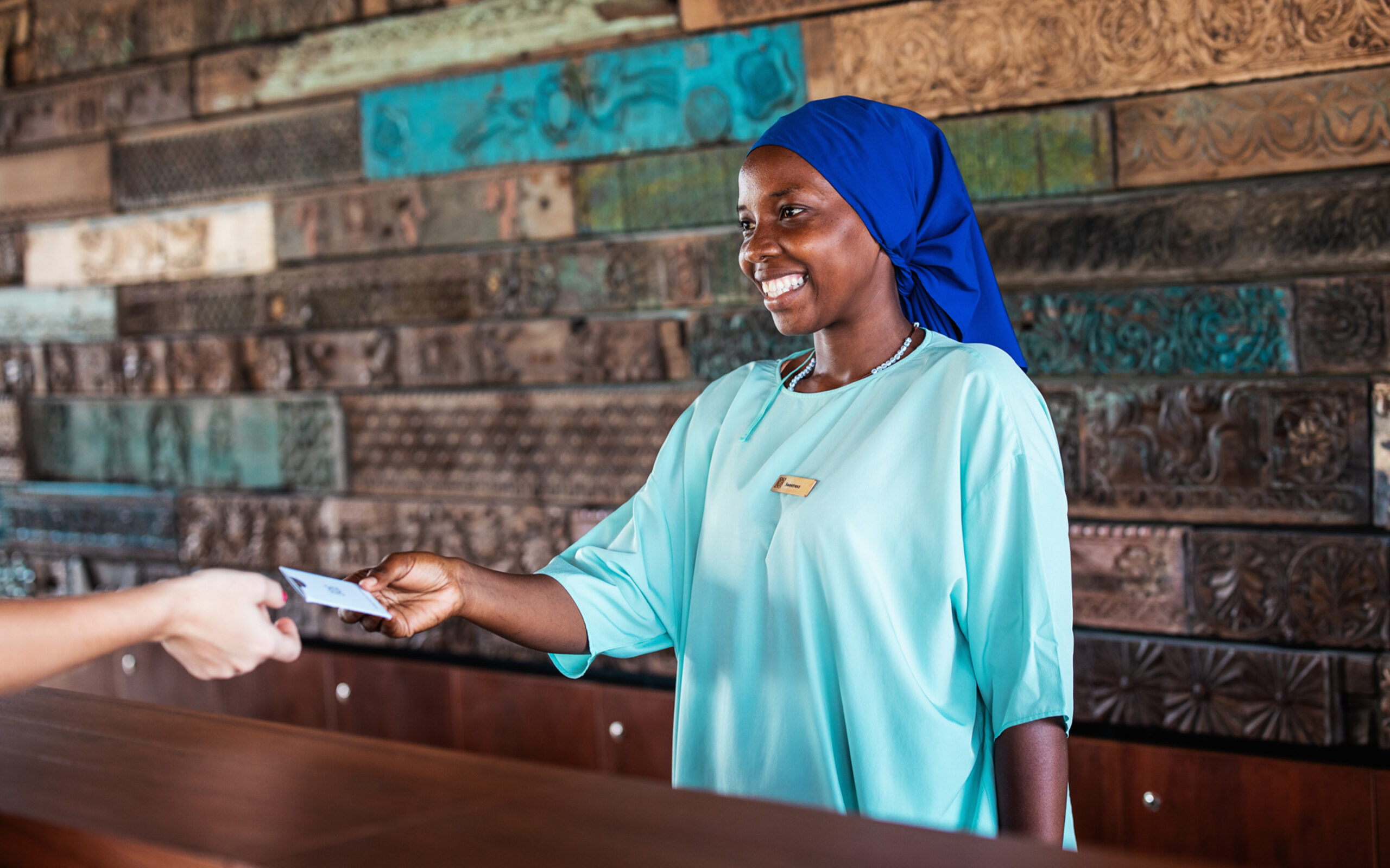 Smilende velkomst til Zuri Zanzibar