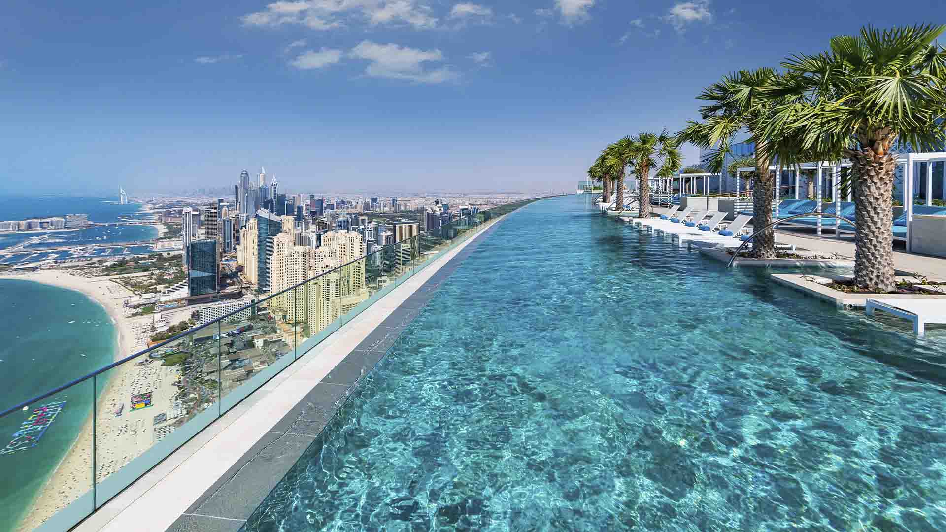 Dubai Address Beach Resort infinity Pool