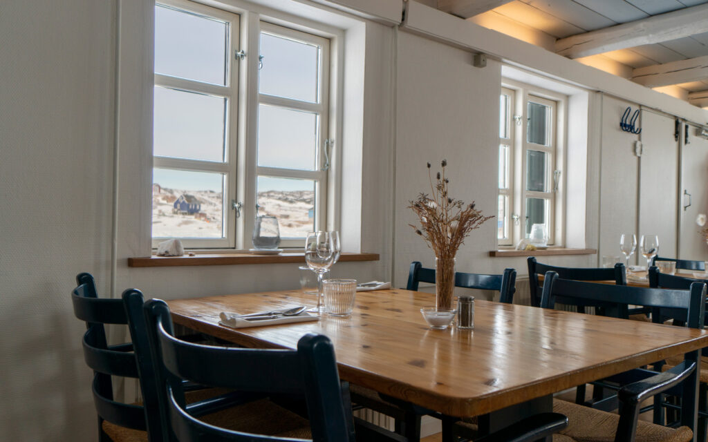 Grønland Oqaatsut, Rødebugt, Illulissat, H8, Bygd, Restaurant, Kolonibygning, Rodebay