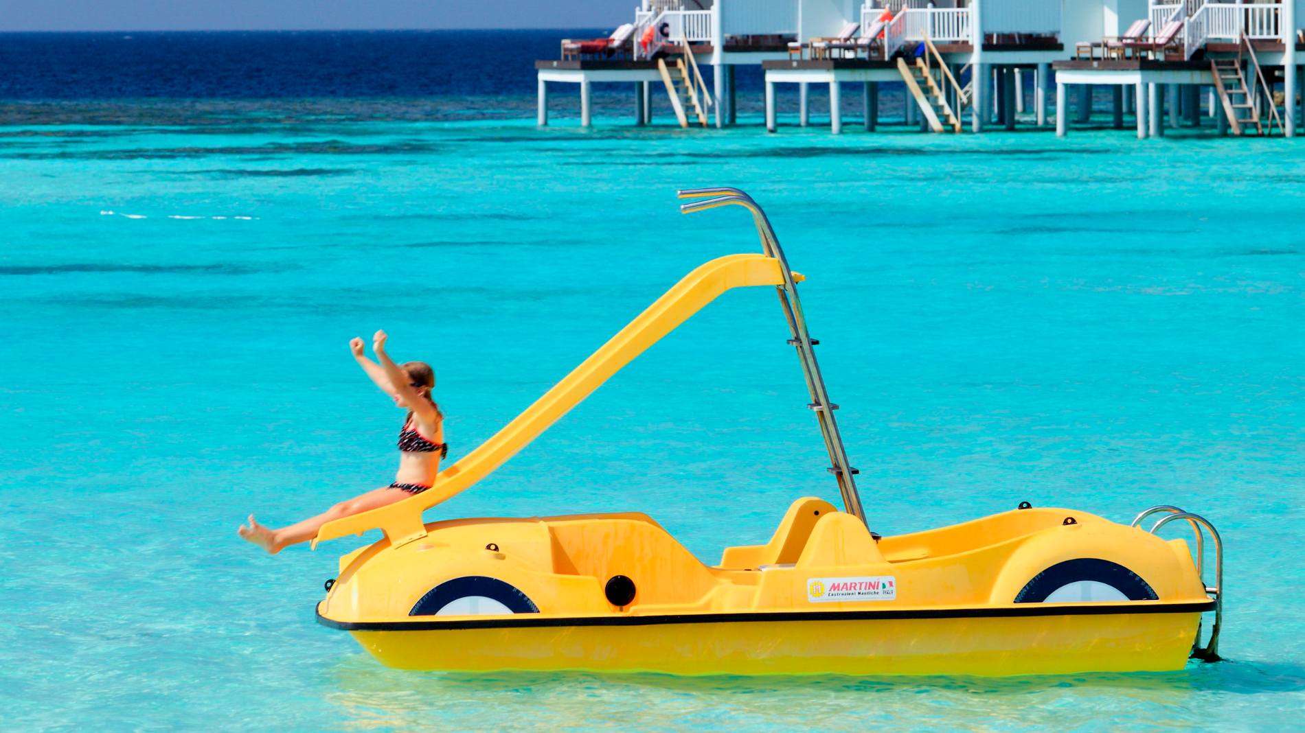 Rejser til Maldiverne, Centara Grand Island Resort & Spa, Vandrutsjebane 