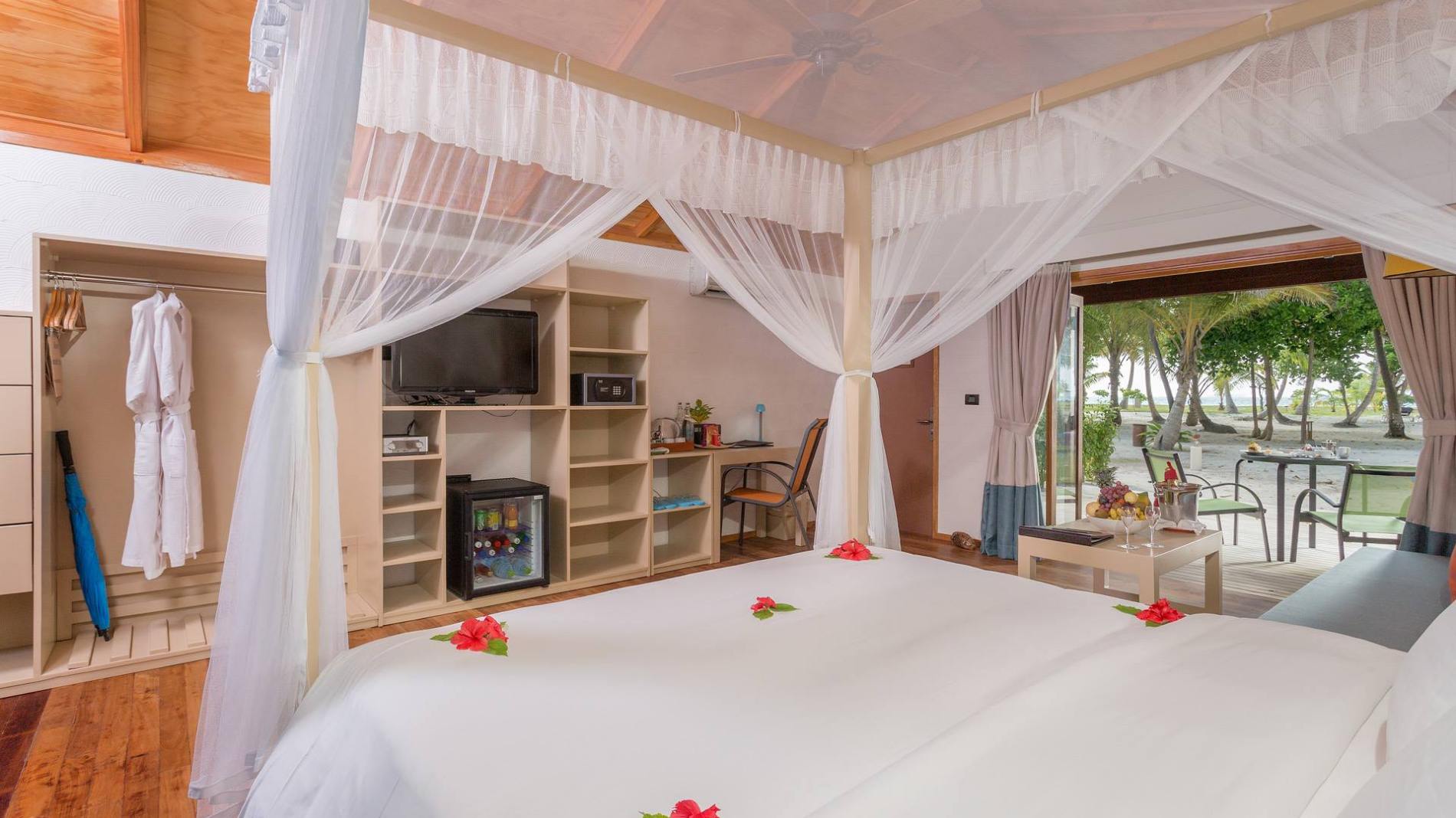 Rejser til Maldiverne, Meeru Island Resort & Spa, beach villa