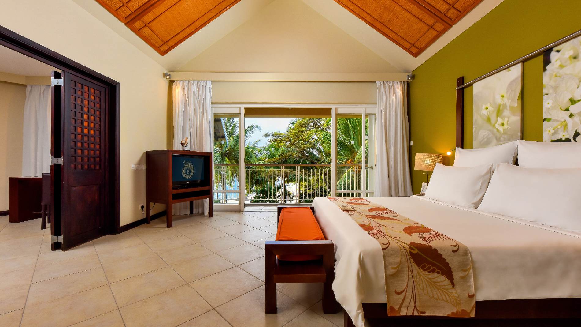 Rejser til Mauritius, Victoria Beachcomber Resort & Spa, Deluxe v&aelig;relse p&aring; 60 m2