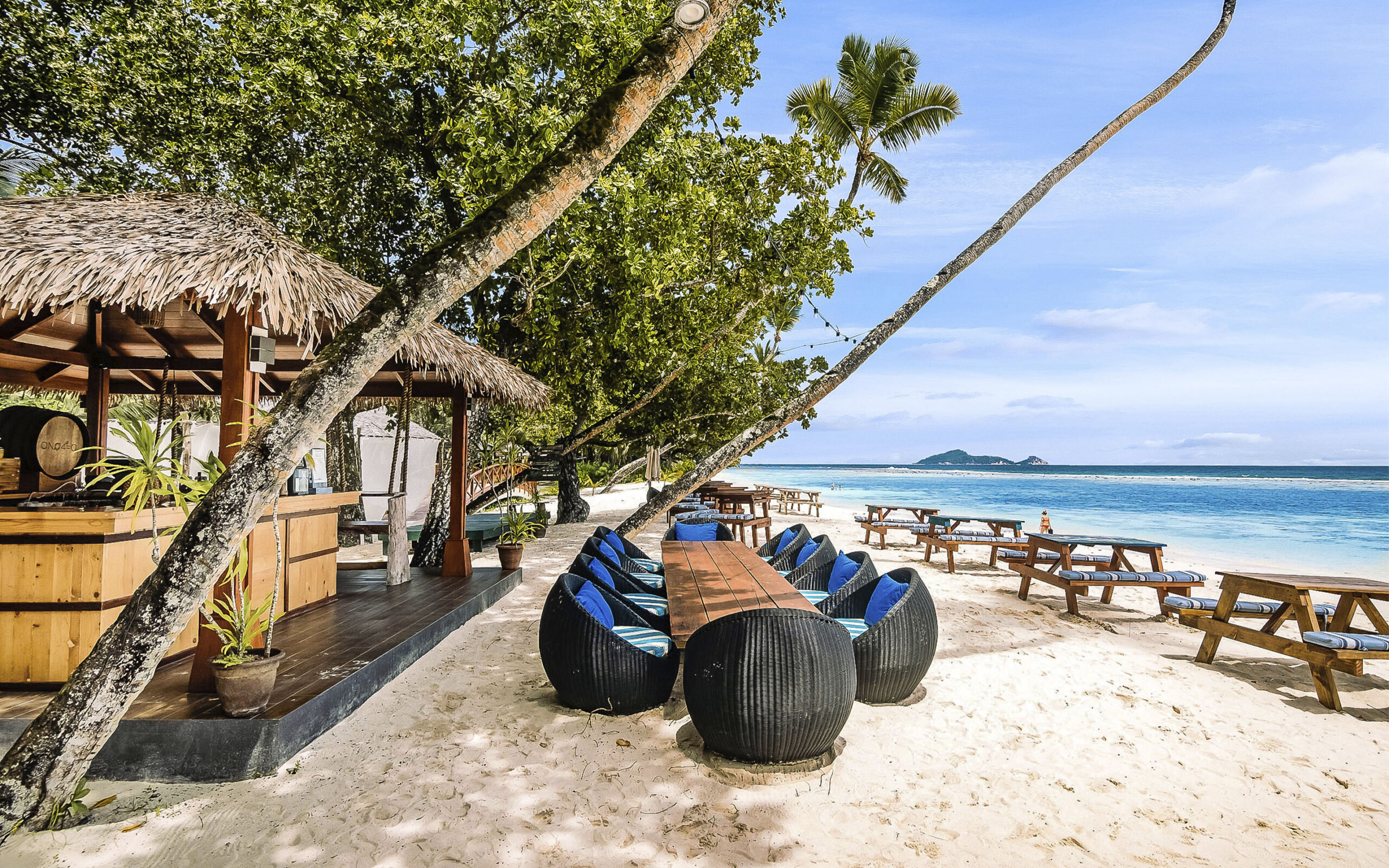 Seychellerne Silhuette Island Hilton Labriz Strandbar Four Degrees