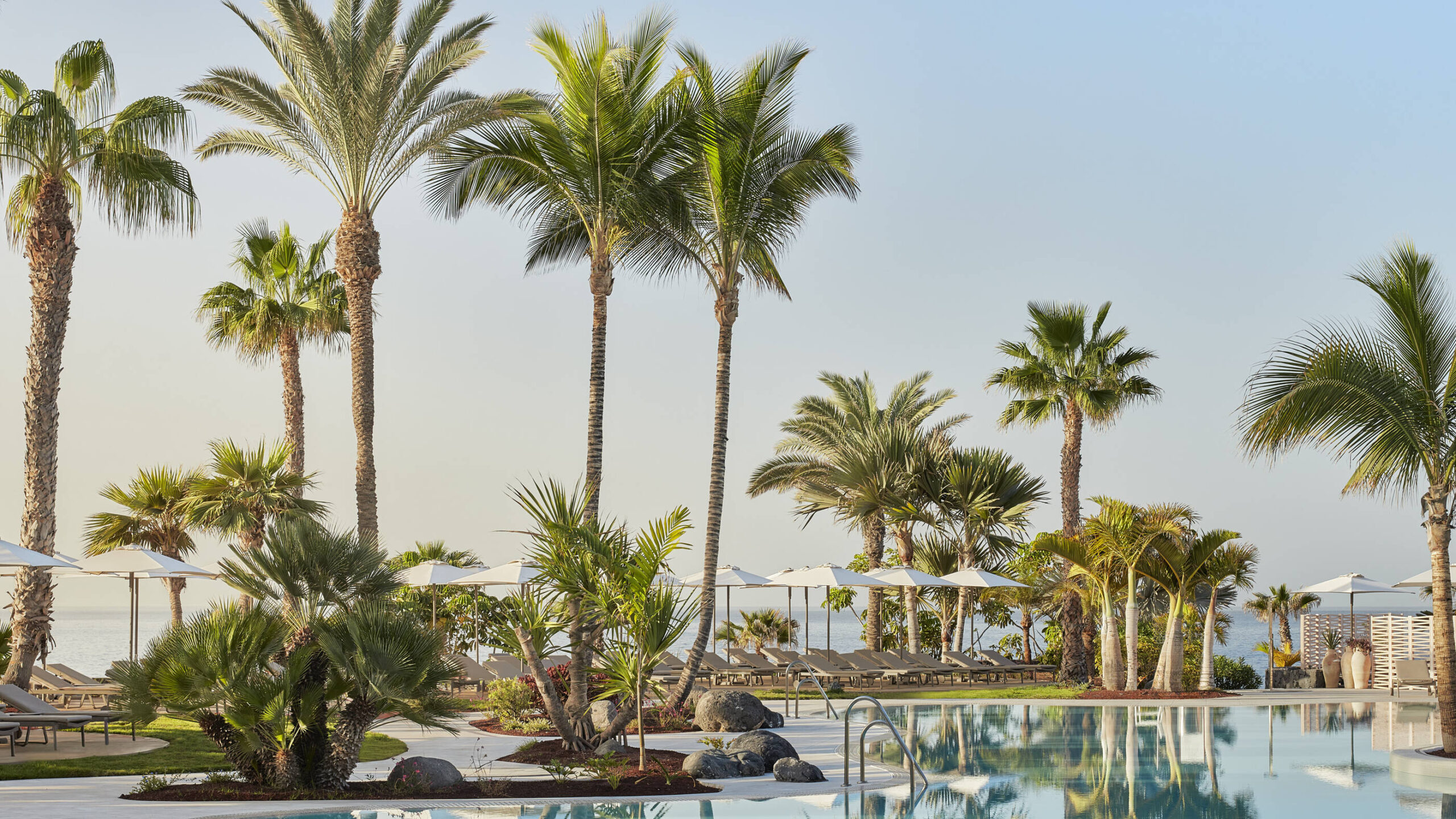 Rejser til Tenerife, Tivoli La Caleta Tenerife Resort, saltvandspool
