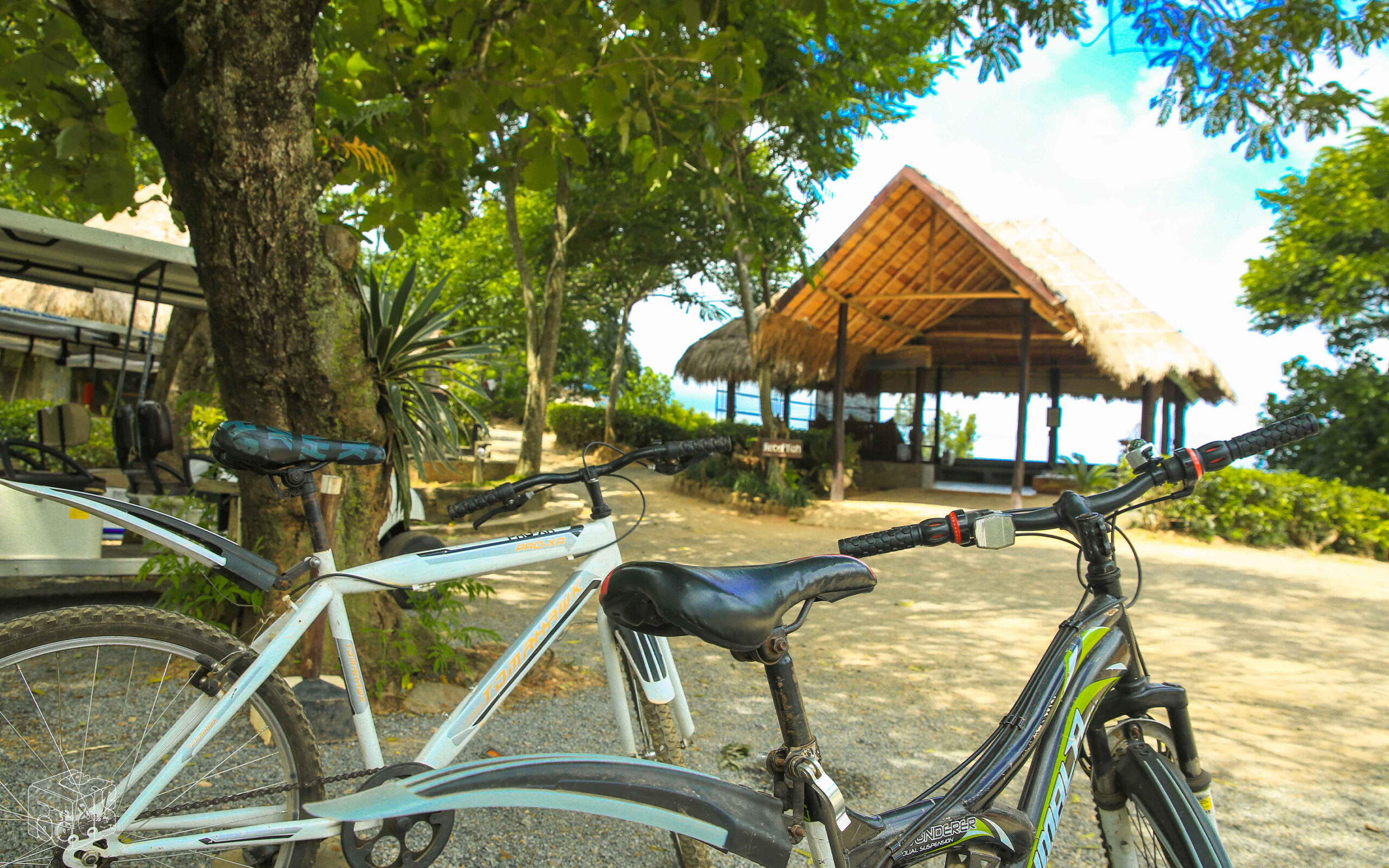 Sri Lanka 98 Acres Resort Cykler