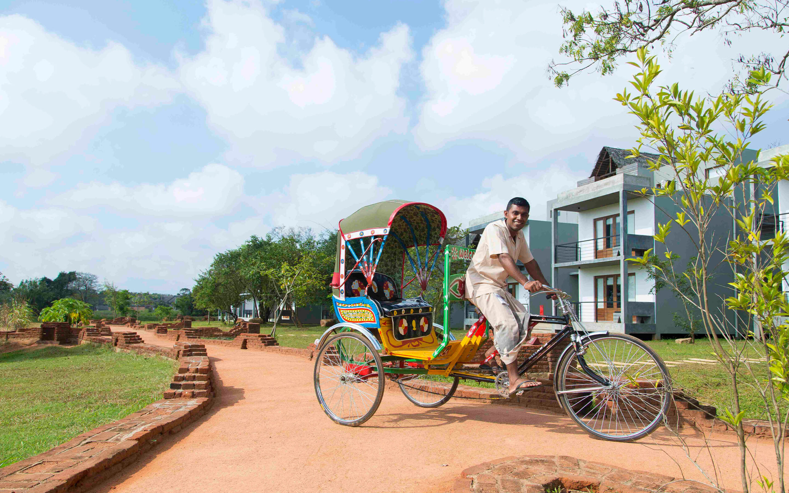 Sri Lanka Sigiriya Aliya Resort Trishaw