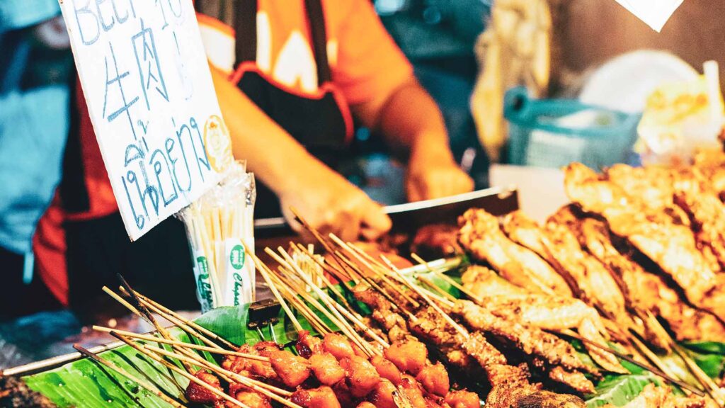 Nyd det skønne køkken på rejser til Thailand
