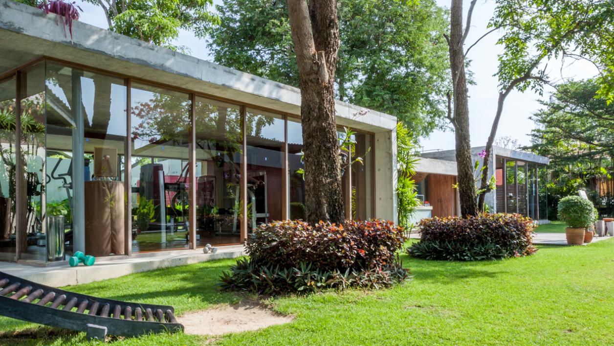Thailand, Hua Hin, Lets Sea Hua Hin Al Fresco, Garden Area