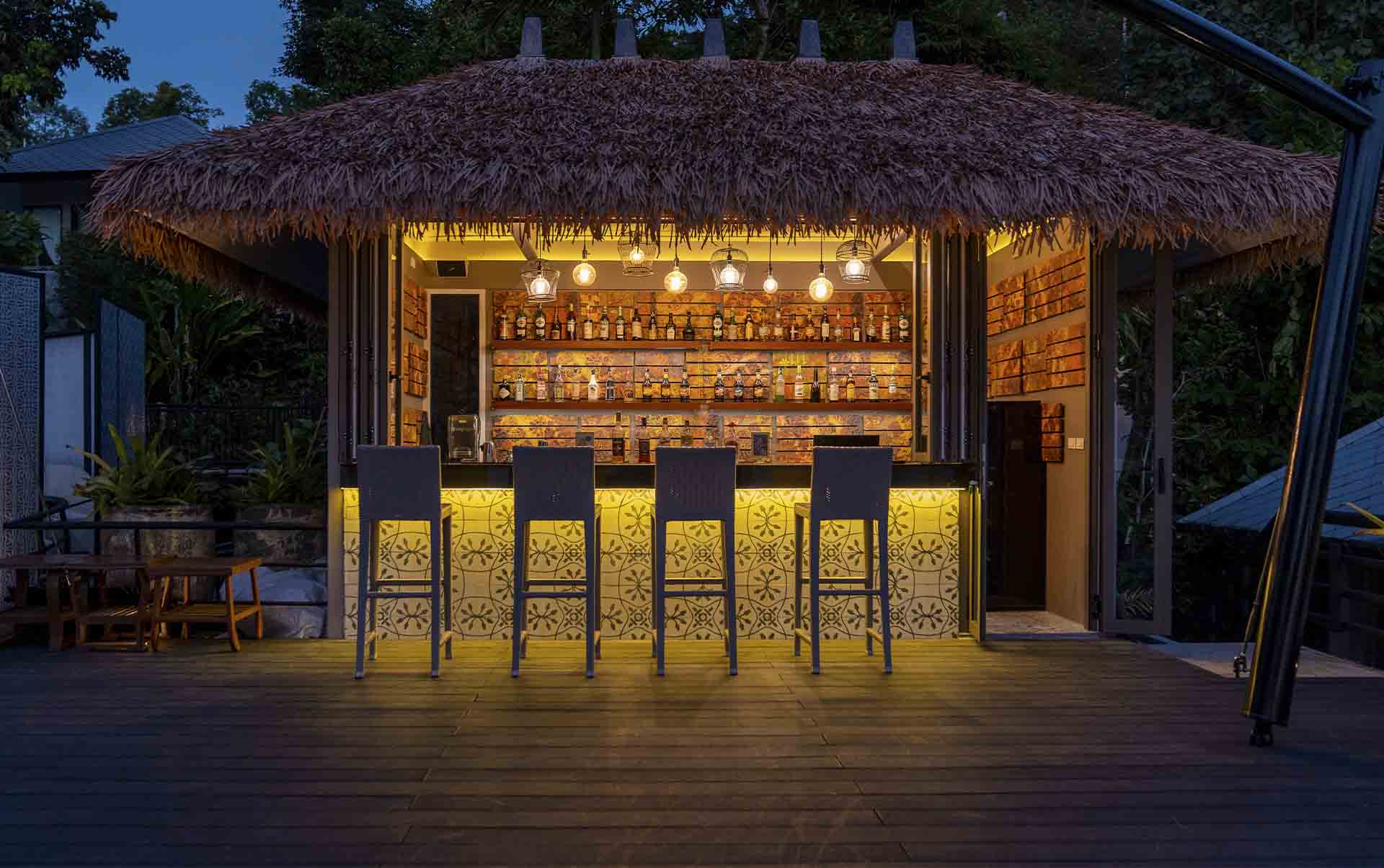 Thailand, Khao Lak, Moracea by Khao Lak Resort, Bar Evening