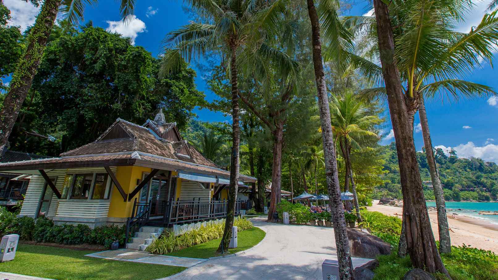 Thailand, Khao Lak, Moracea by Khao Lak Resort, Zeavola Deluxe Beachfront Bungalow