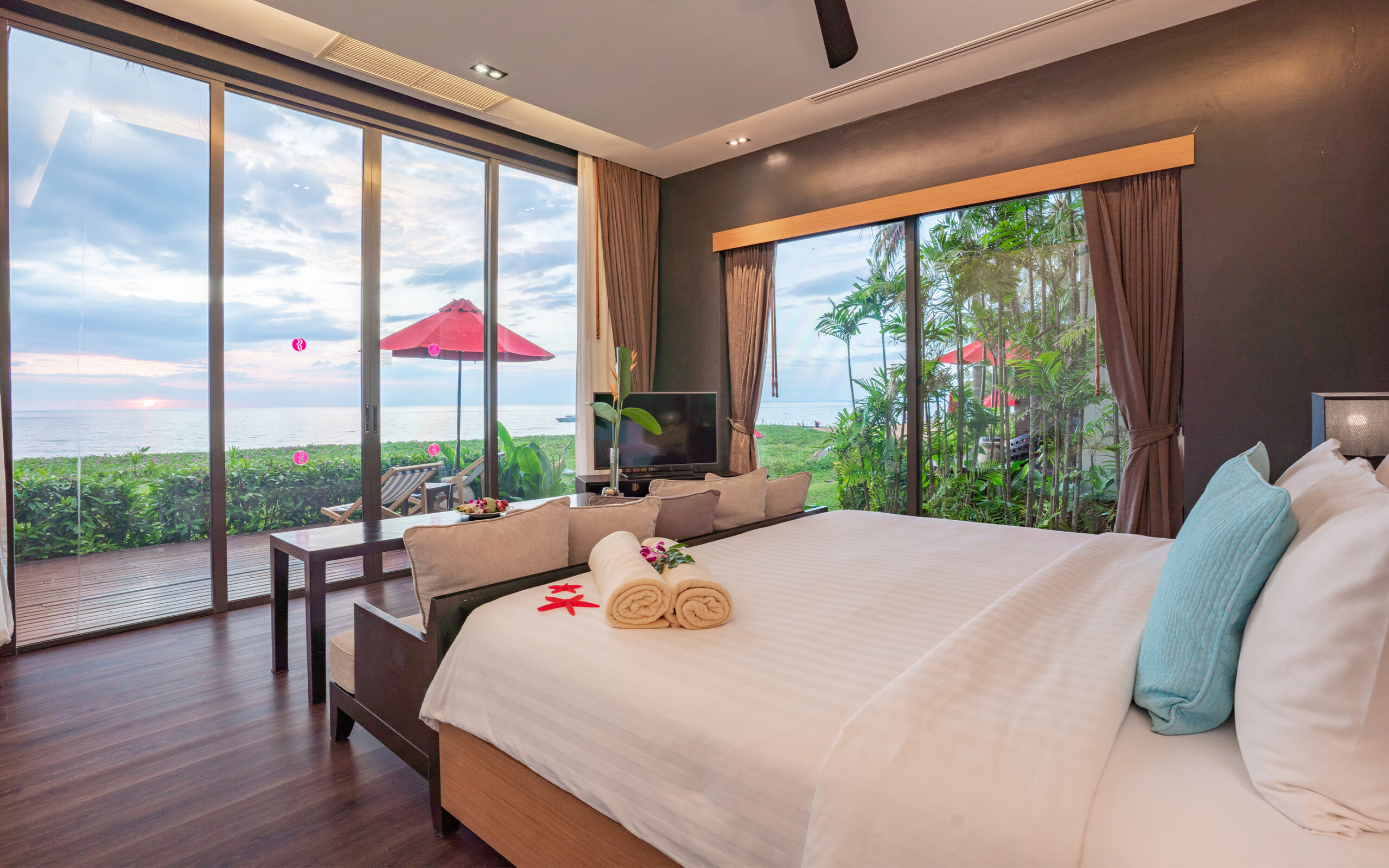 Thailand, Khao Lak, Ramada Resort By Wyndham Khao Lak, Ocean Front Villa
