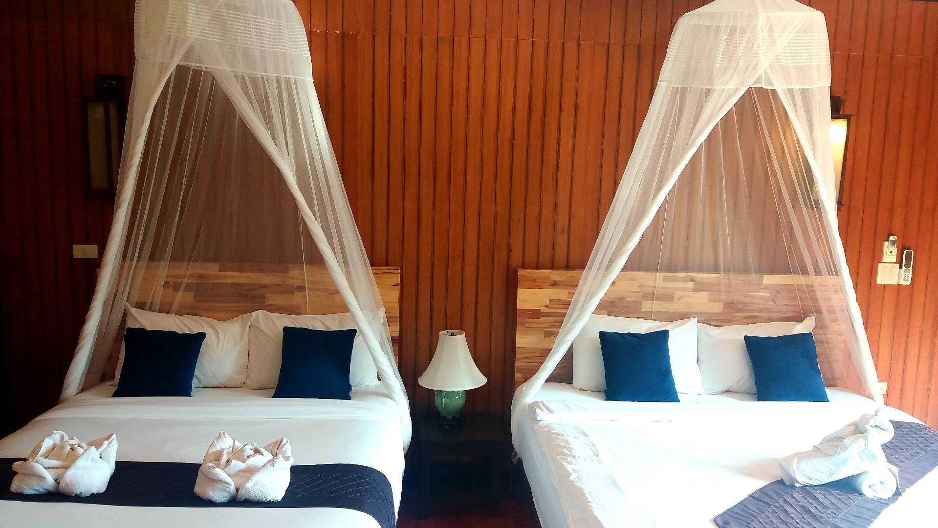Thailand, Koh Ngai, Thanya Beach Resort, Family Seaview Bungalow