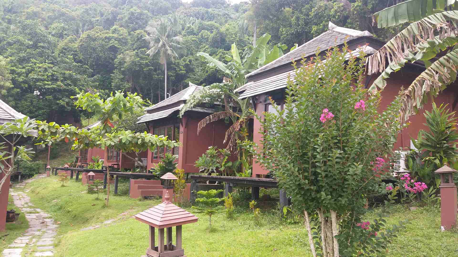 Thailand, Koh Ngai, Thanya Beach Resort, Garden View Bungalow