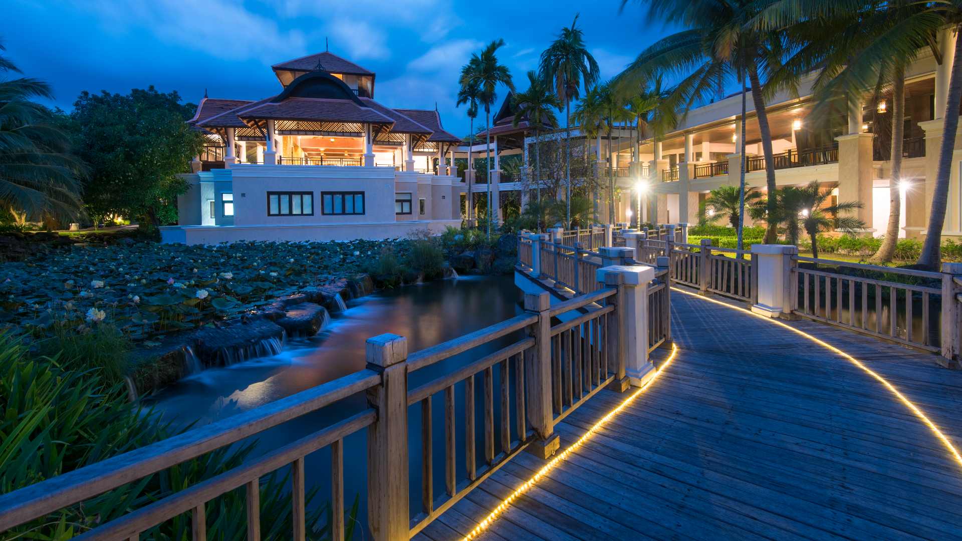 Thailand, Koh Lanta, Rawi Warin Resort & Spa, Garden Area