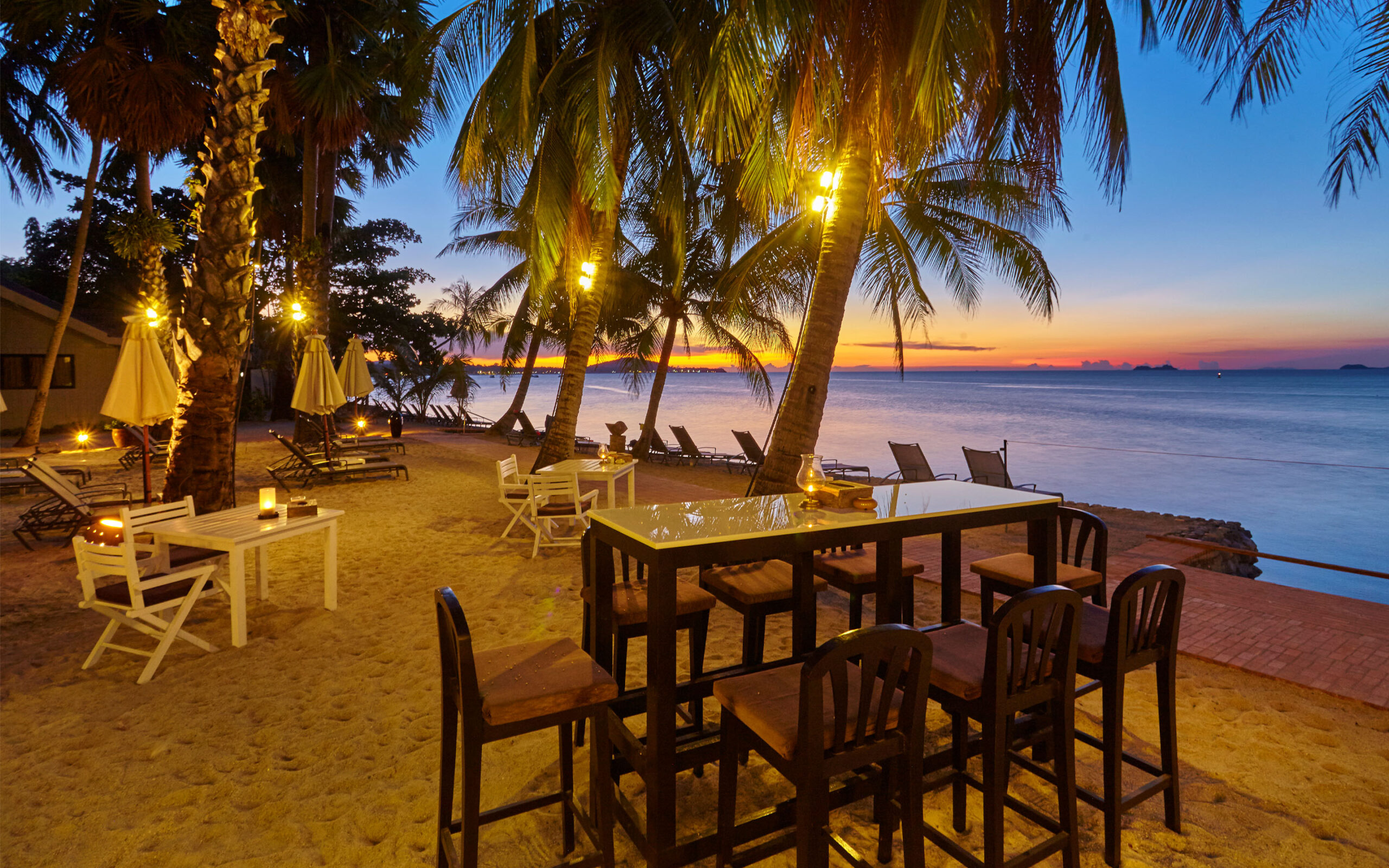 Thailand, Koh Samui, Paradise Beach Resort, Solnedgang stranden