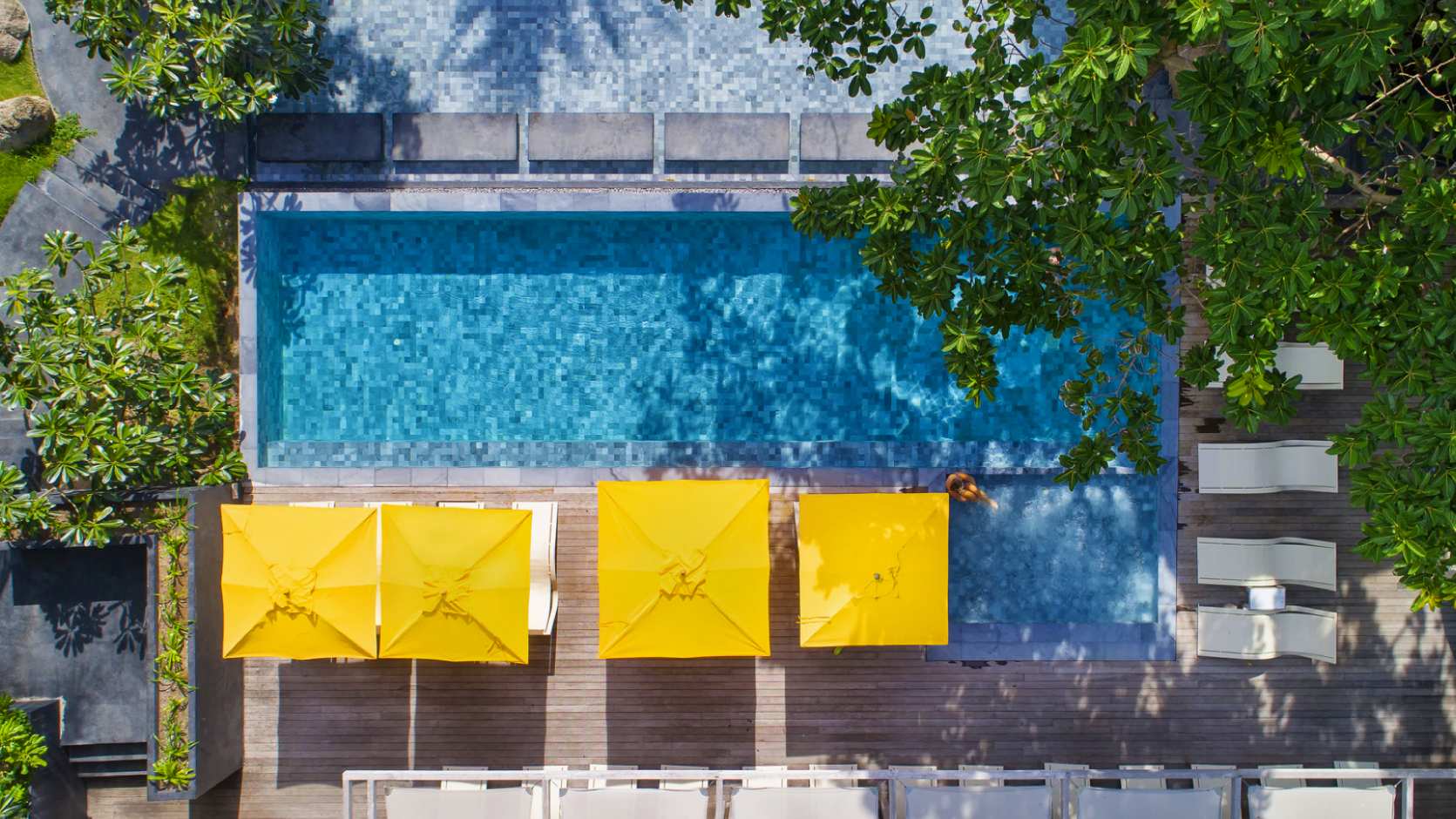 Thailand, Koh Tao, Haad Tien Beach Resort, Pool Ovenfra