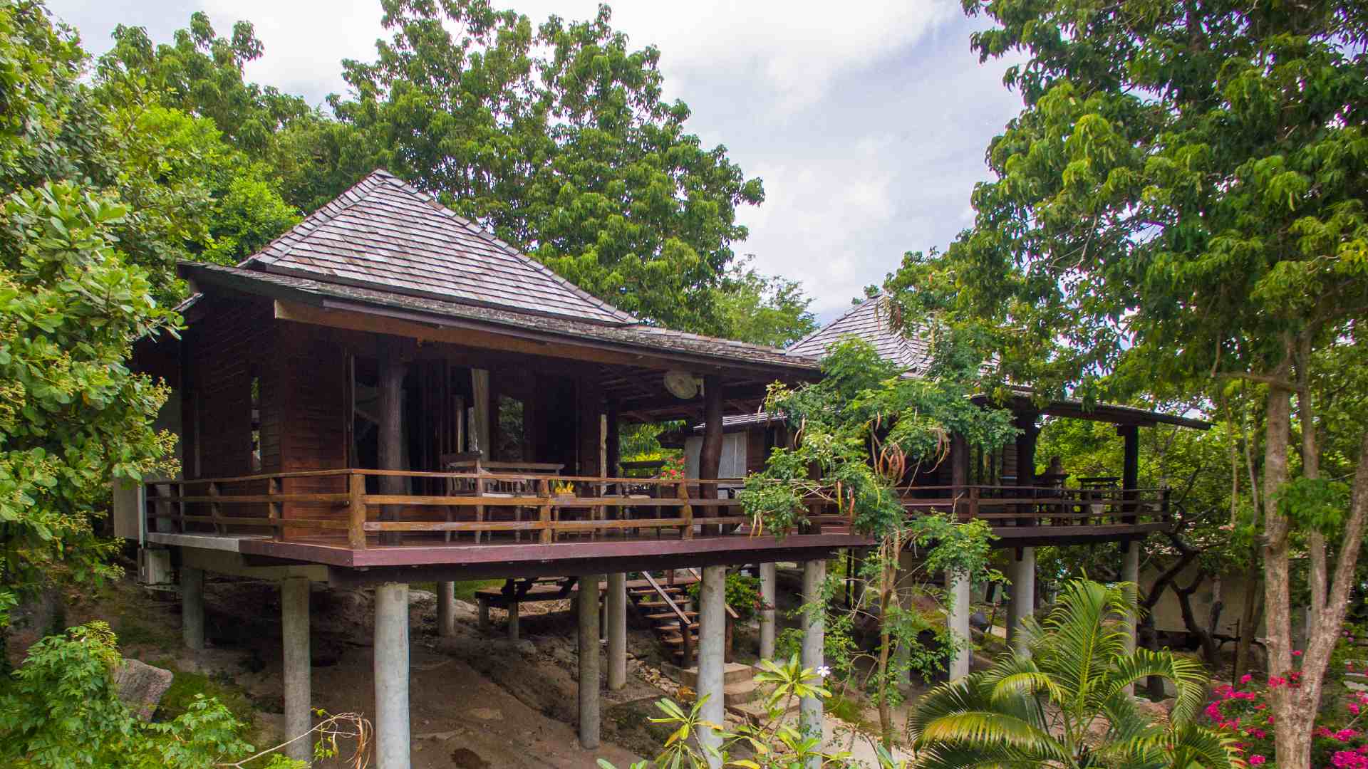 Thailand, Koh Tao, Sensi Paradise Beach Resort, Bungalow Udenfor