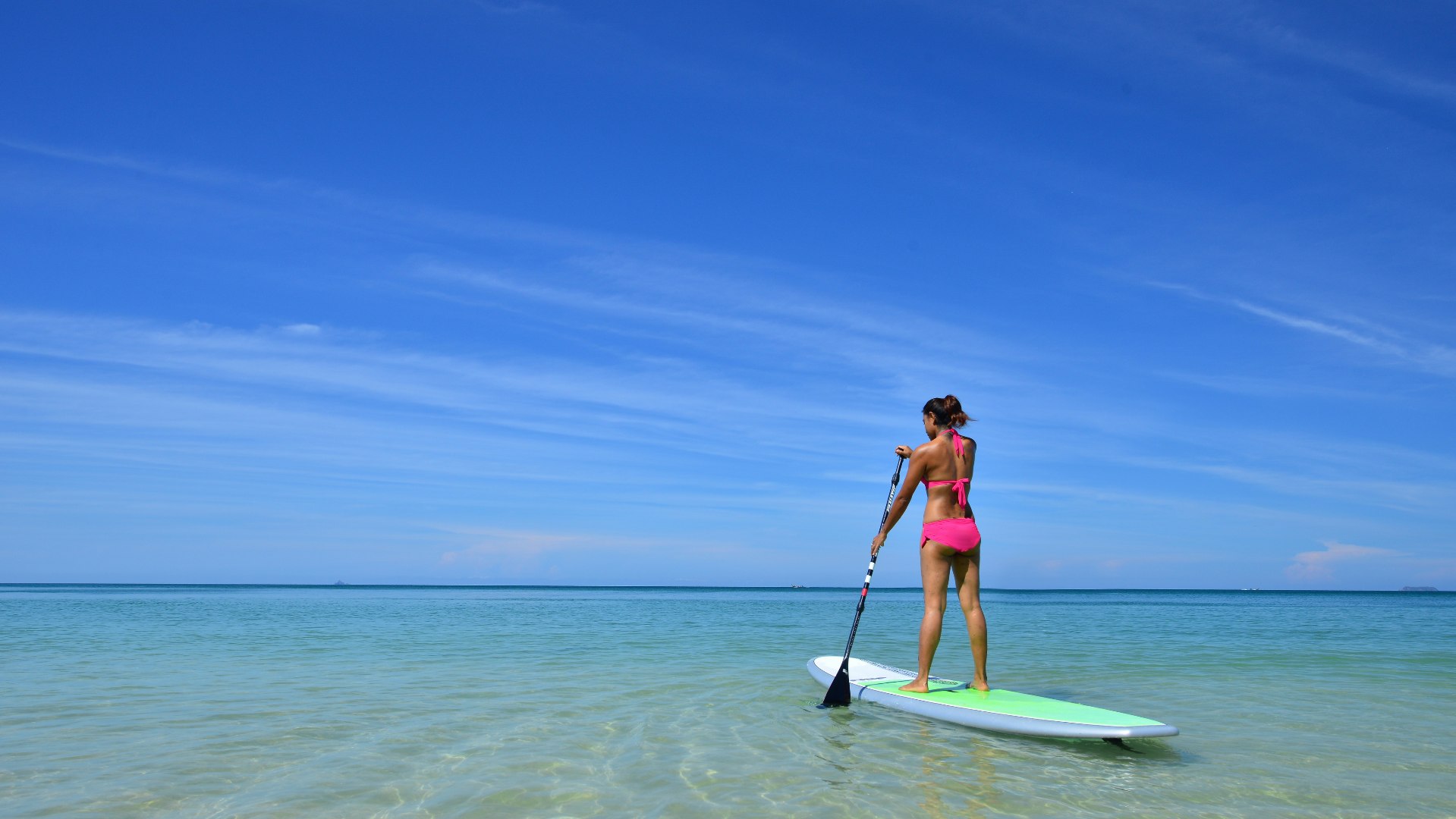 Thailand, Koh Lanta, Layana Resort, Paddleboard