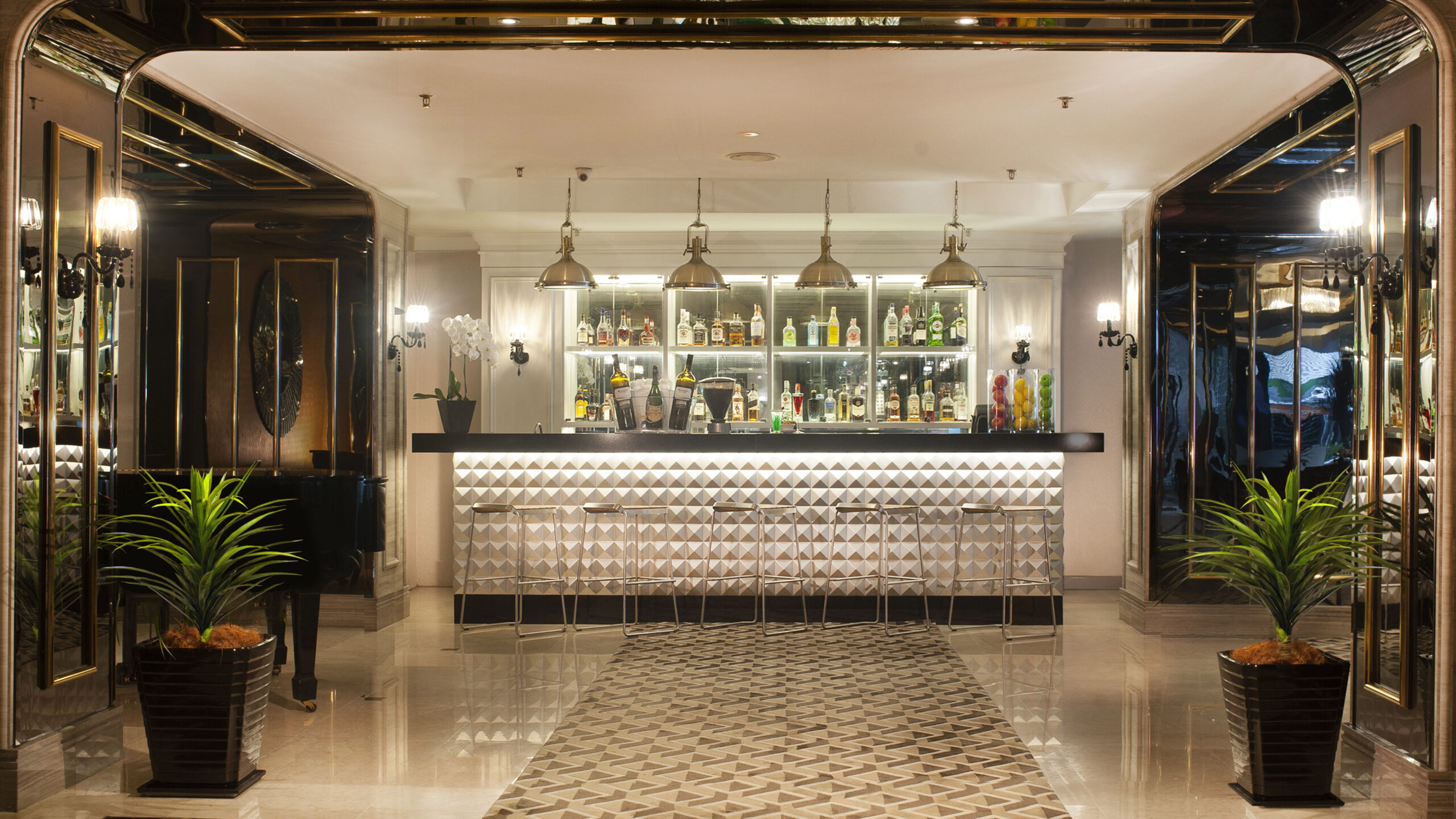 Malaysia Kuala Lumpur Melia Lobby Bar
