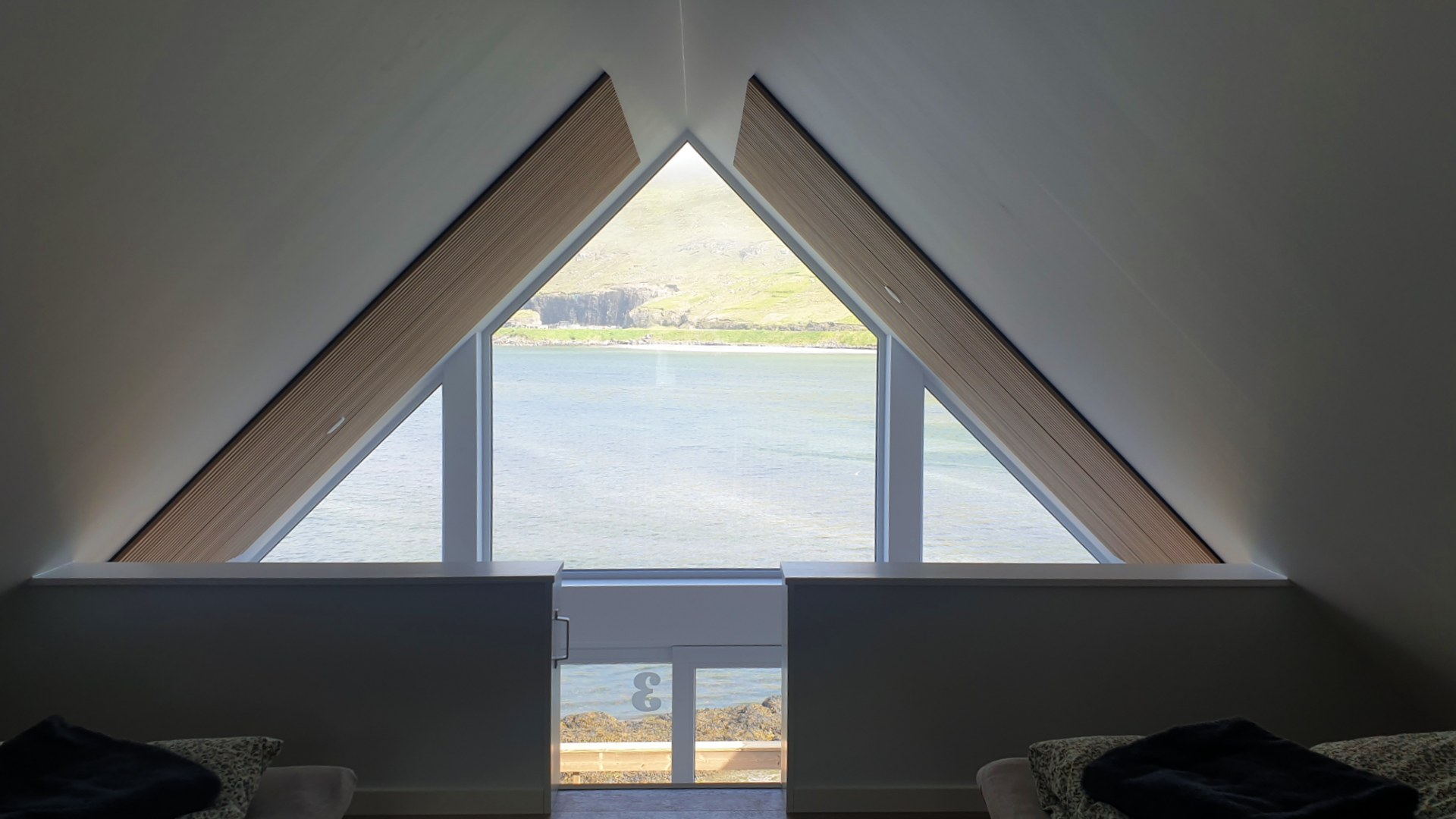 rejser til Færøerne, cottages by the sea, Sørvágur, udsigt