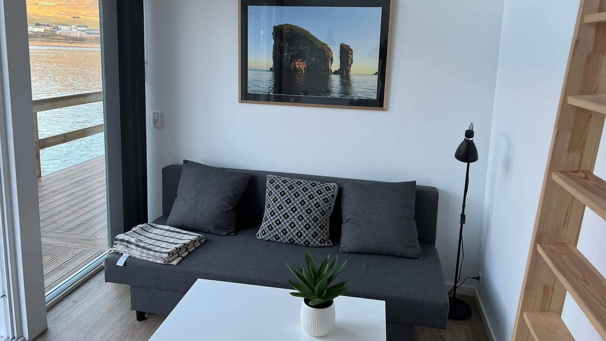 rejser til Færøerne, cottages by the sea, Sørvágur
