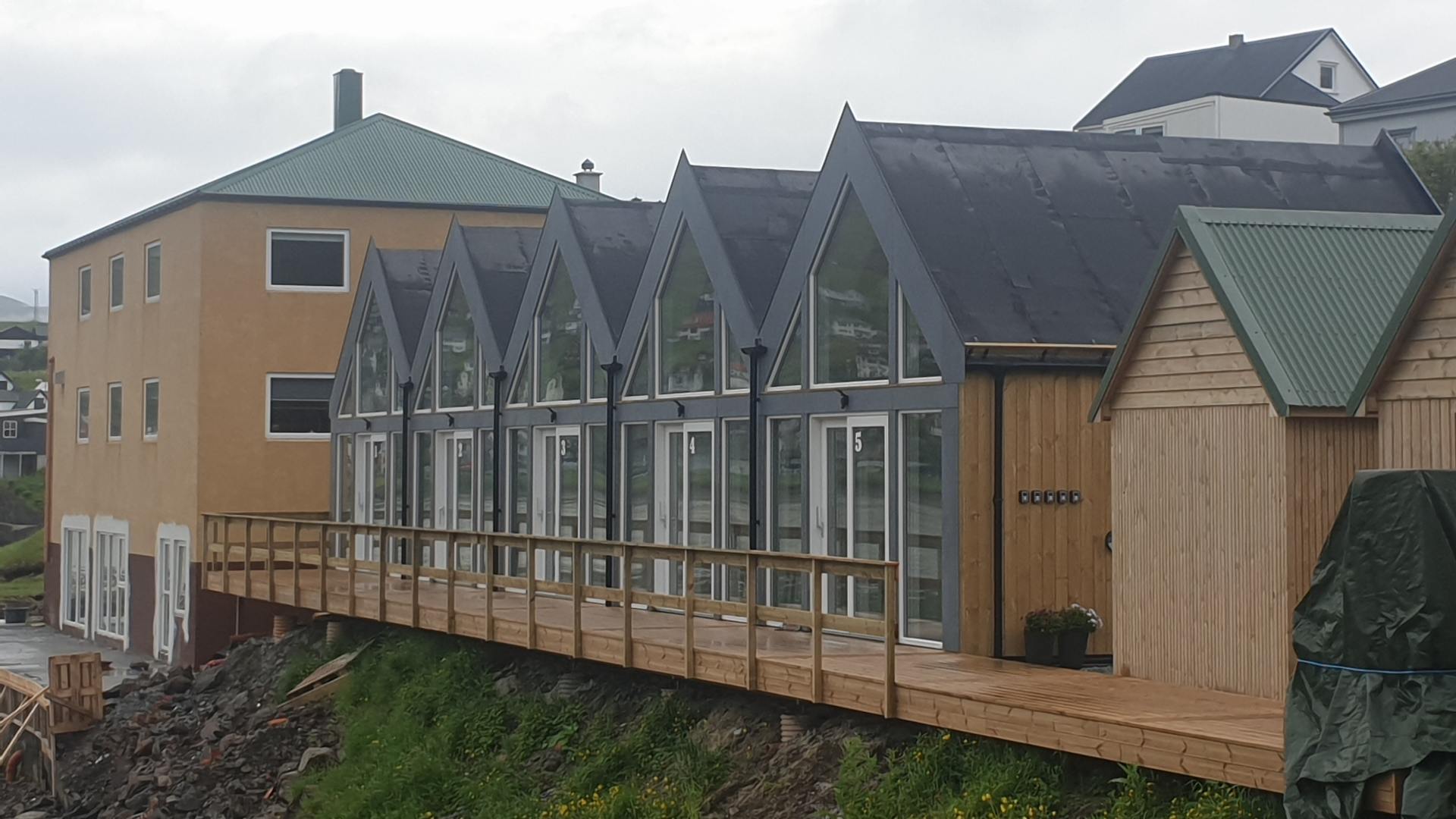 rejser til Færøerne, cottages by the sea, Sørvágur
