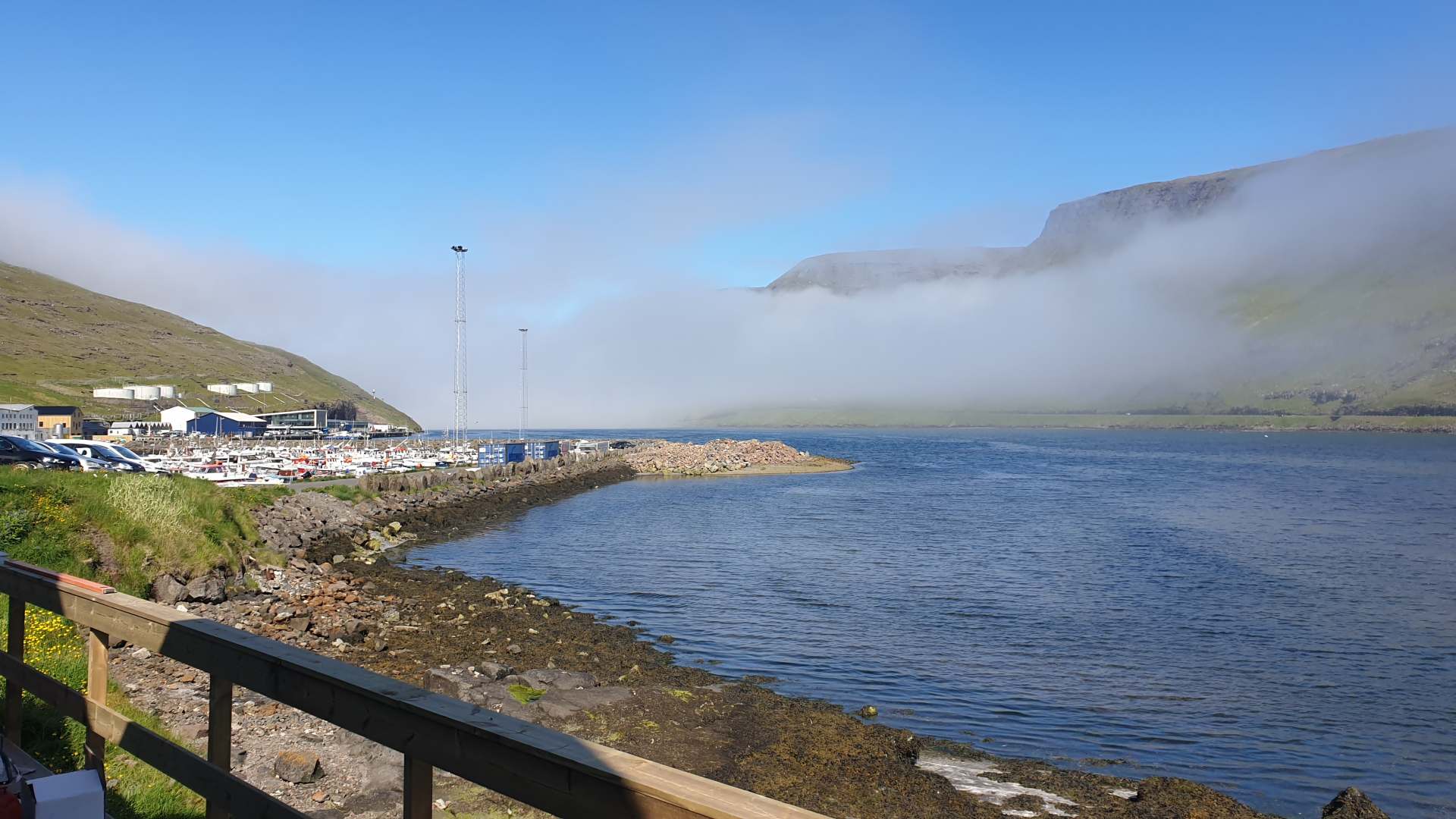 rejser til Færøerne, cottages by the sea, Sørvágur, udsigt