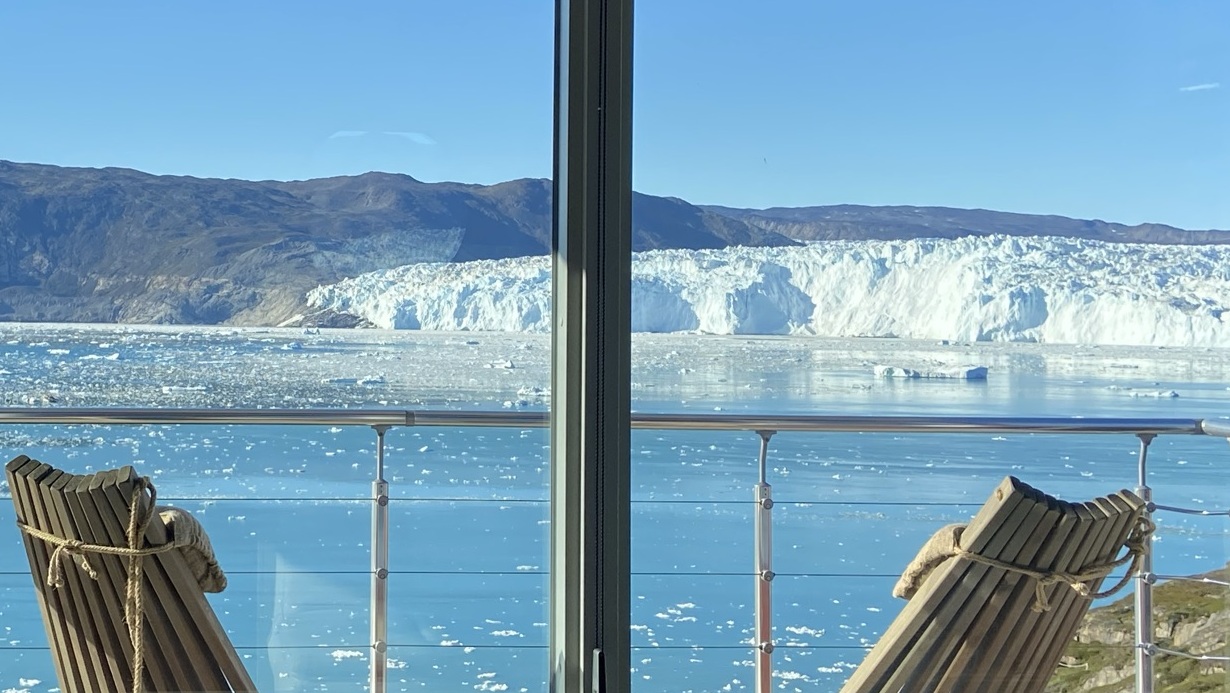 Gr&oslash;nland Glacier Lodge Eqi Comfort De Luxe hytte &copy;World Of Greenland