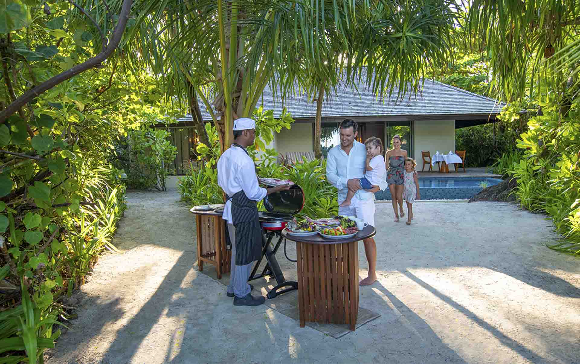 Rejser til Maldiverne, The Residence Maldives at Dhigurah, Middag i villaen med egen kok 
